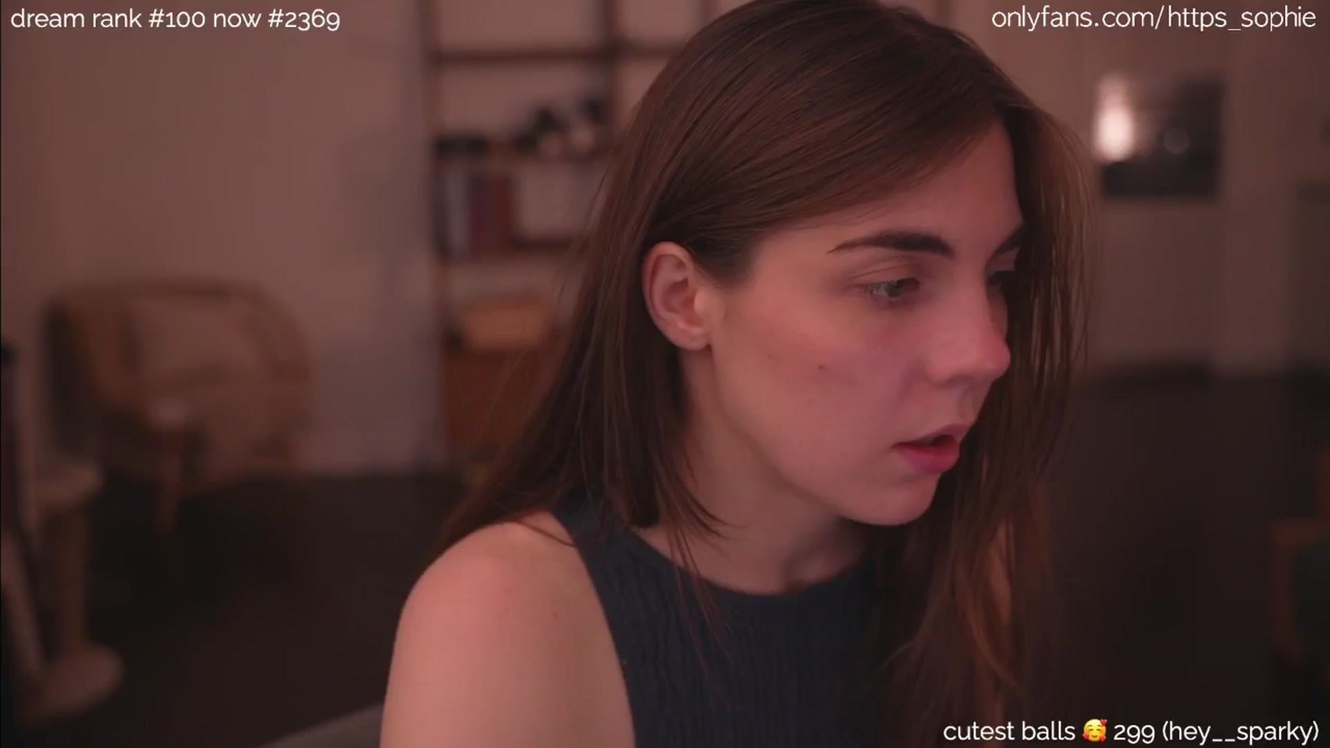 Gallery image thumbnail from camguurl's myfreecams stream on, 07/26/2024, 24:02 image 4 of 20