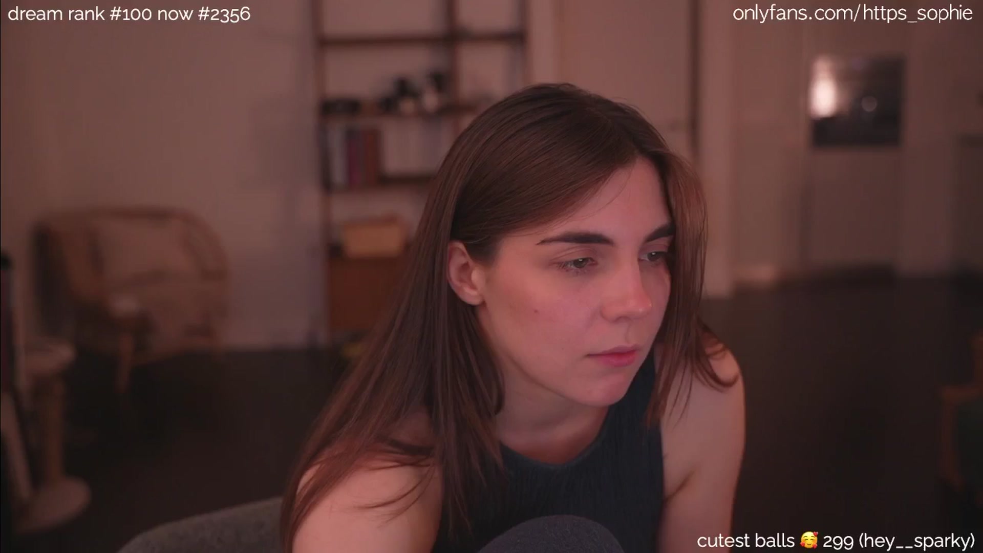 Gallery image thumbnail from camguurl's myfreecams stream on, 07/26/2024, 24:02 image 16 of 20