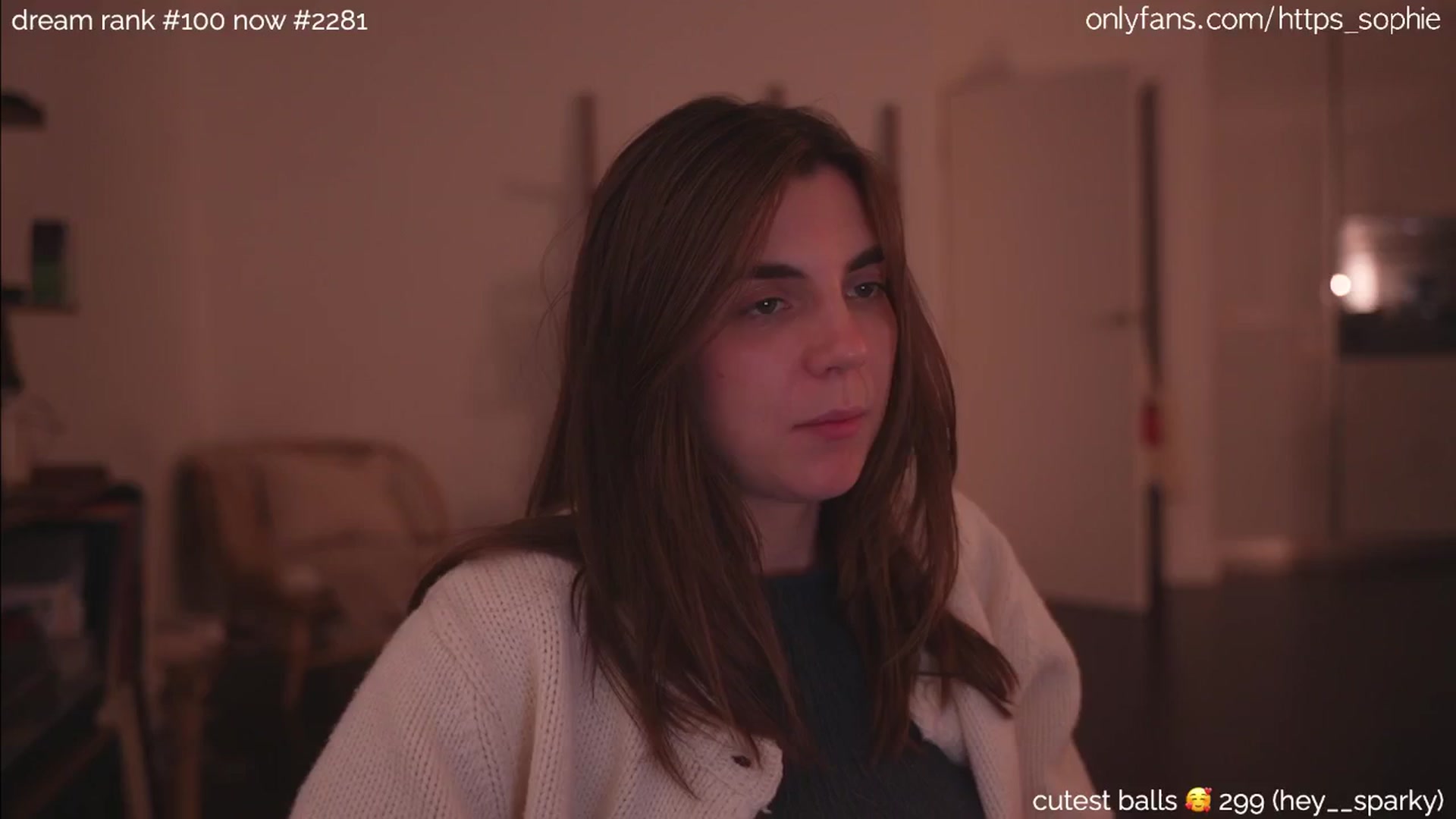 Gallery image thumbnail from camguurl's myfreecams stream on, 07/26/2024, 01:26 image 13 of 20