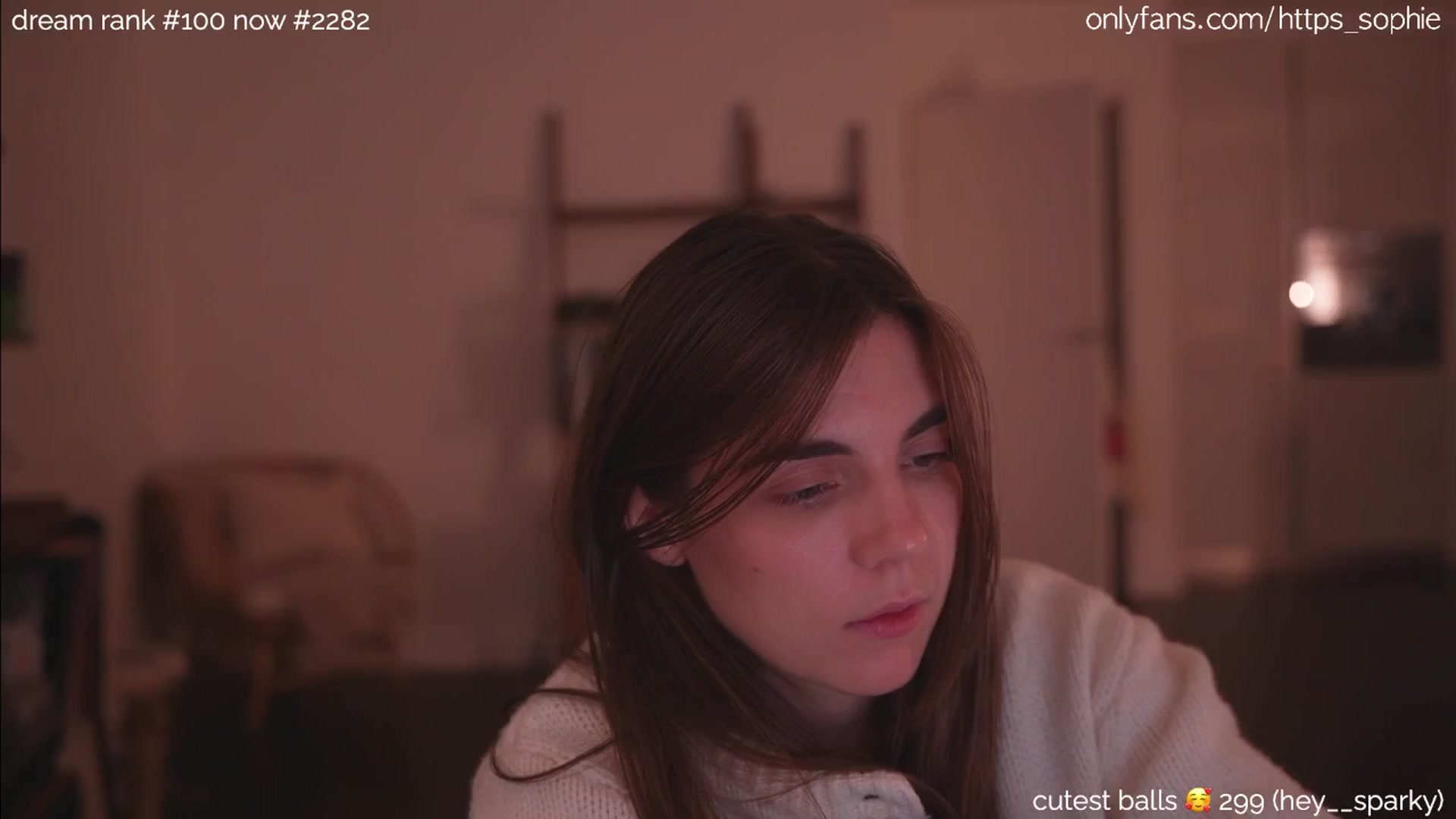 Gallery image thumbnail from camguurl's myfreecams stream on, 07/26/2024, 01:26 image 5 of 20