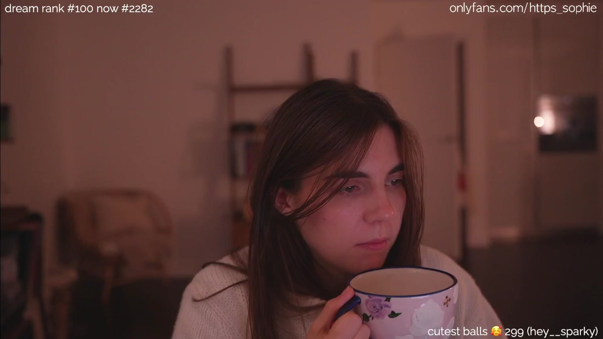 Gallery image thumbnail from camguurl's myfreecams stream on, 07/26/2024, 01:26 image 6 of 20