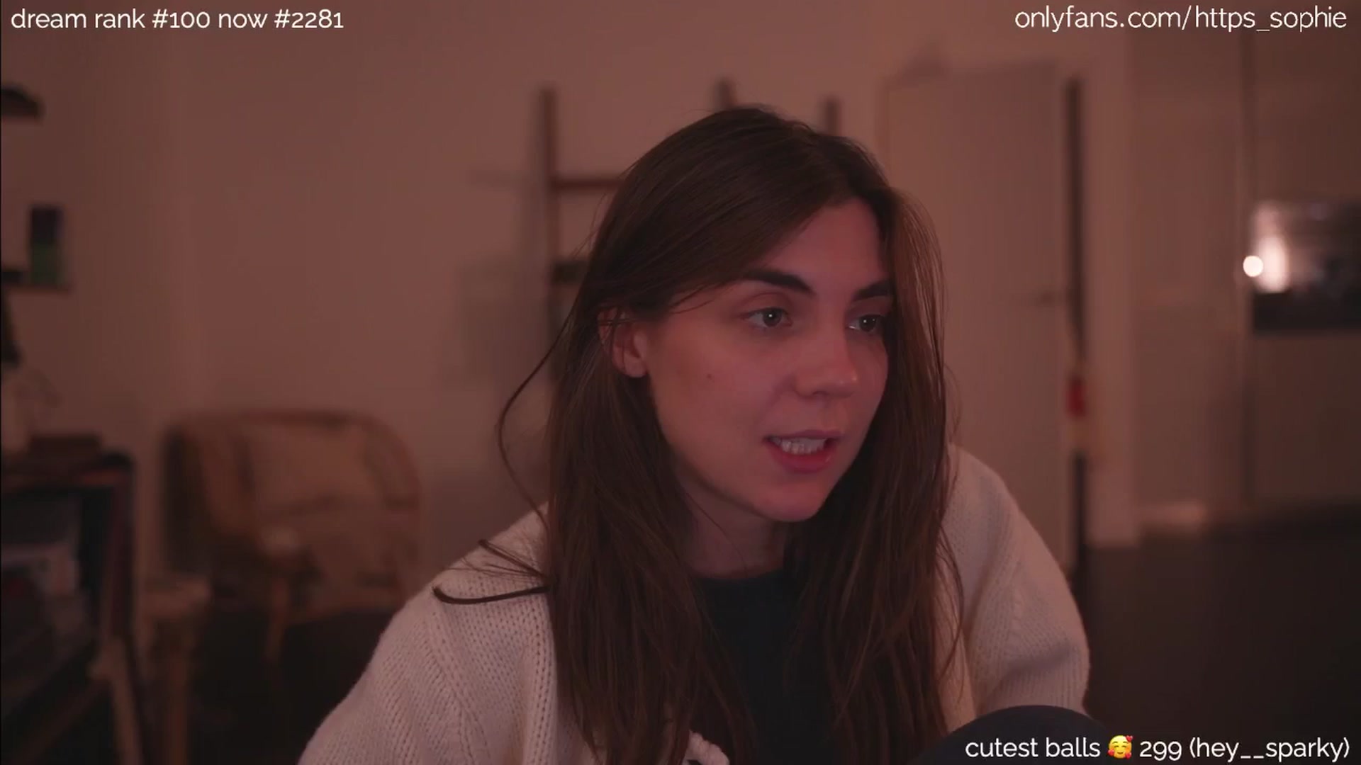 Gallery image thumbnail from camguurl's myfreecams stream on, 07/26/2024, 01:26 image 12 of 20