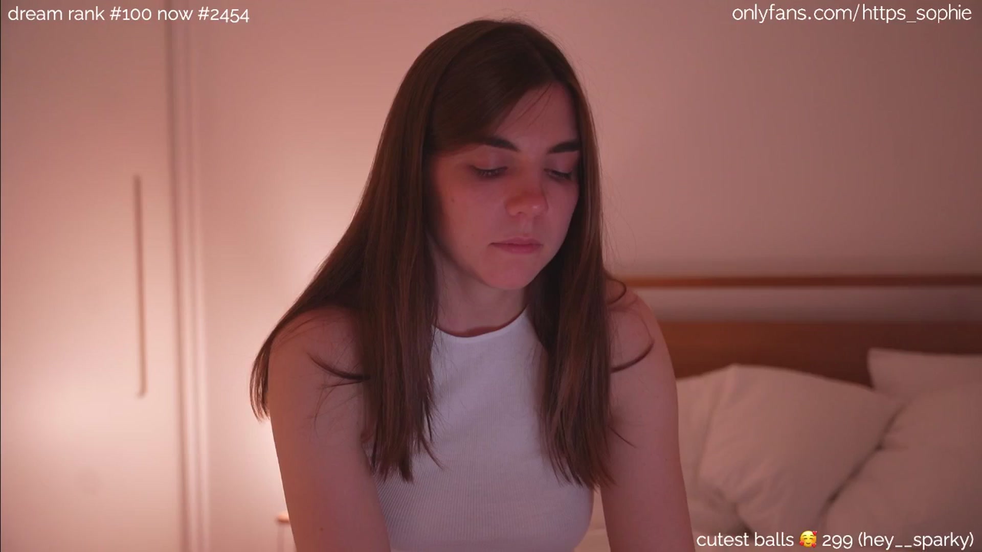 Gallery image thumbnail from camguurl's myfreecams stream on, 07/31/2024, 24:02 image 11 of 20