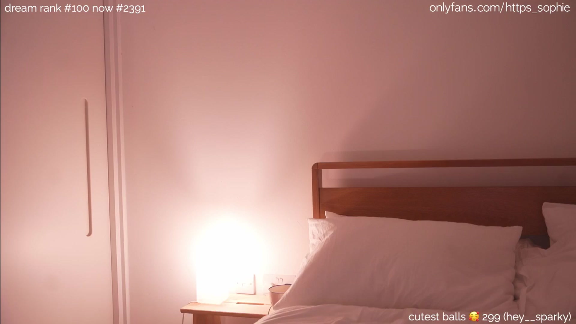 Gallery image thumbnail from camguurl's myfreecams stream on, 07/31/2024, 02:43 image 10 of 20
