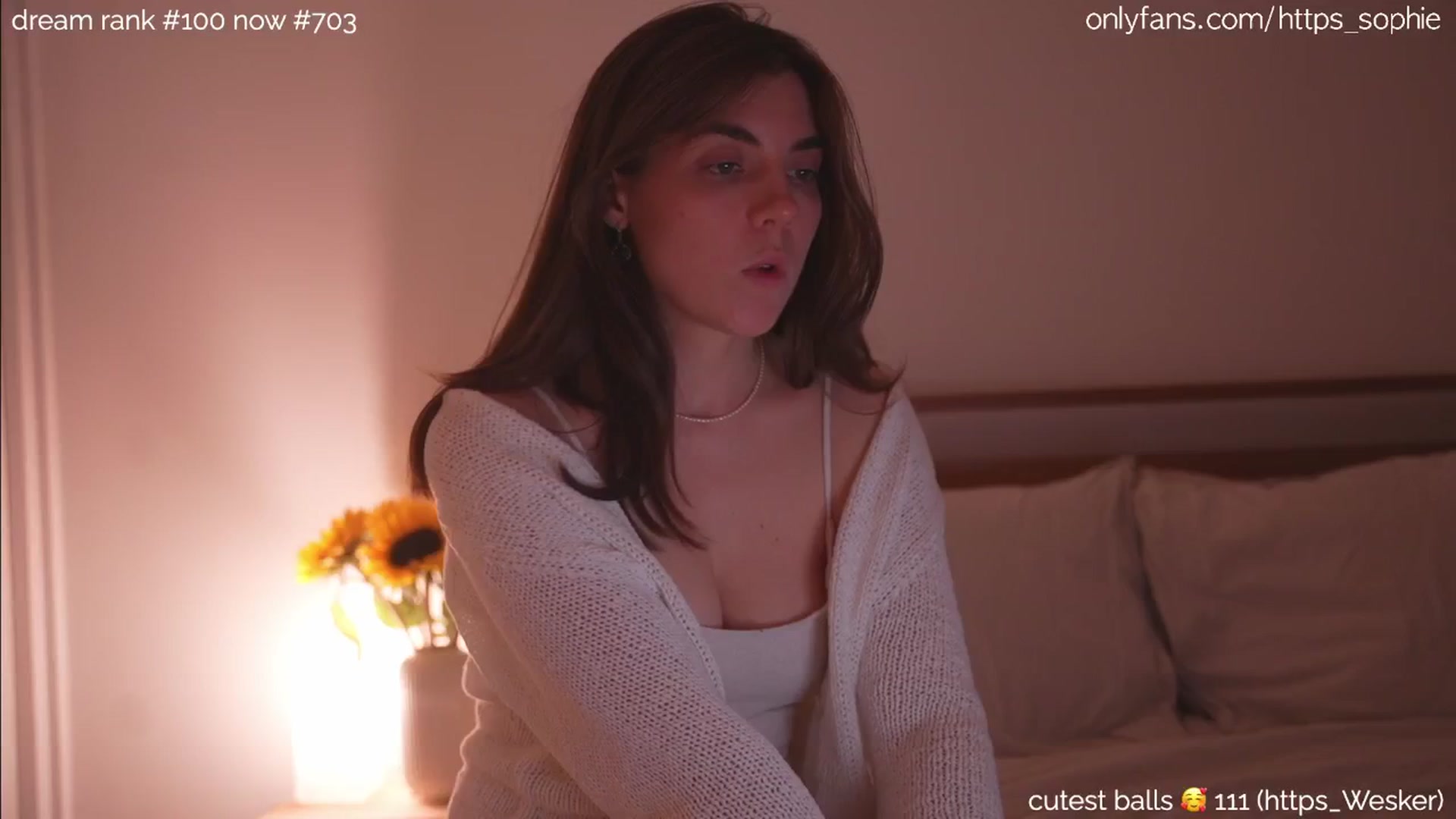 Gallery image thumbnail from camguurl's myfreecams stream on, 08/03/2024, 01:56 image 5 of 20