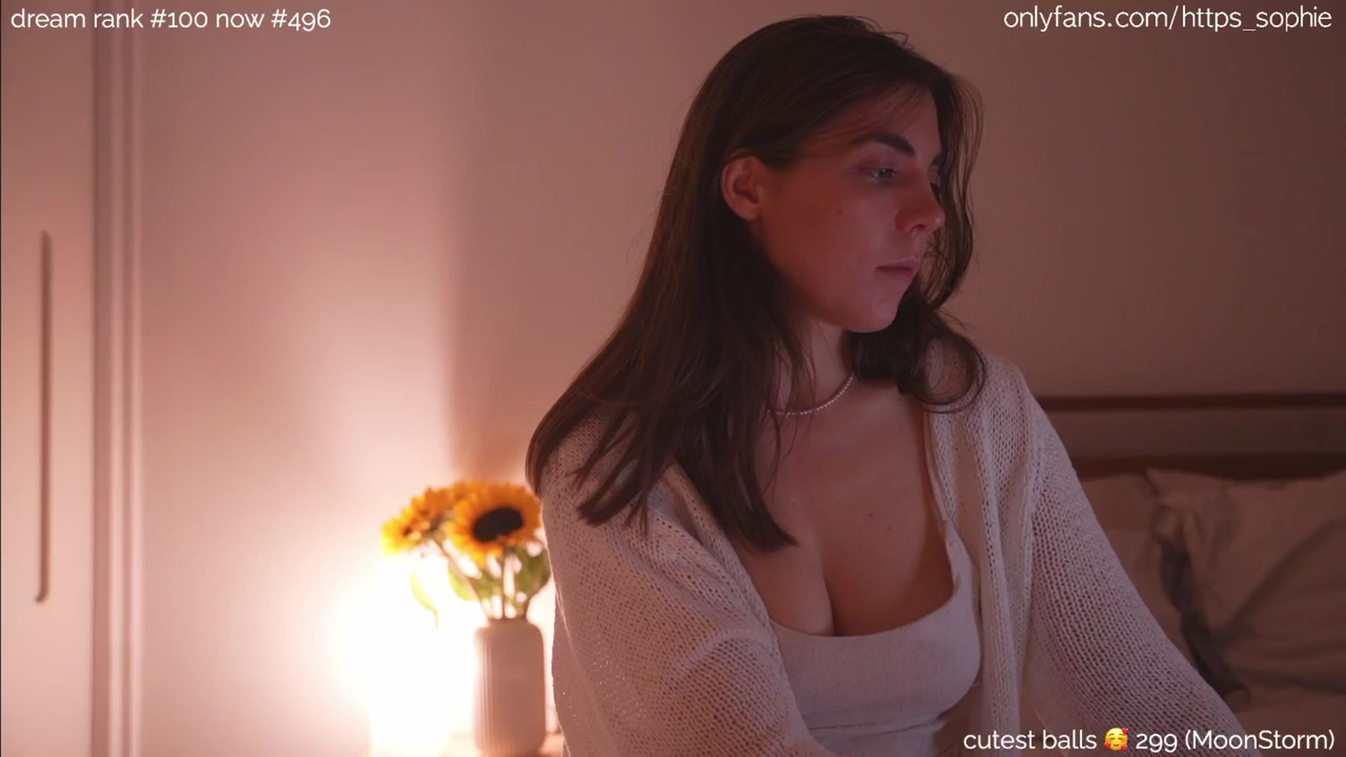 Gallery image thumbnail from camguurl's myfreecams stream on, 08/03/2024, 01:56 image 18 of 20