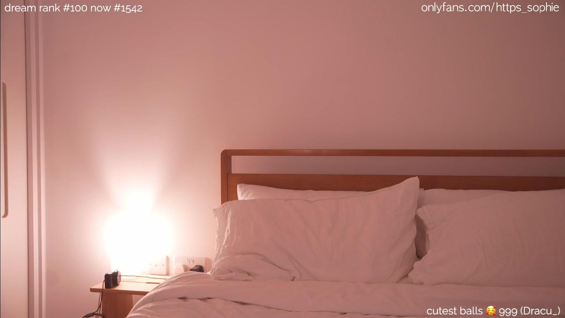 Gallery image thumbnail from camguurl's myfreecams stream on, 08/21/2024, 05:23 image 13 of 20