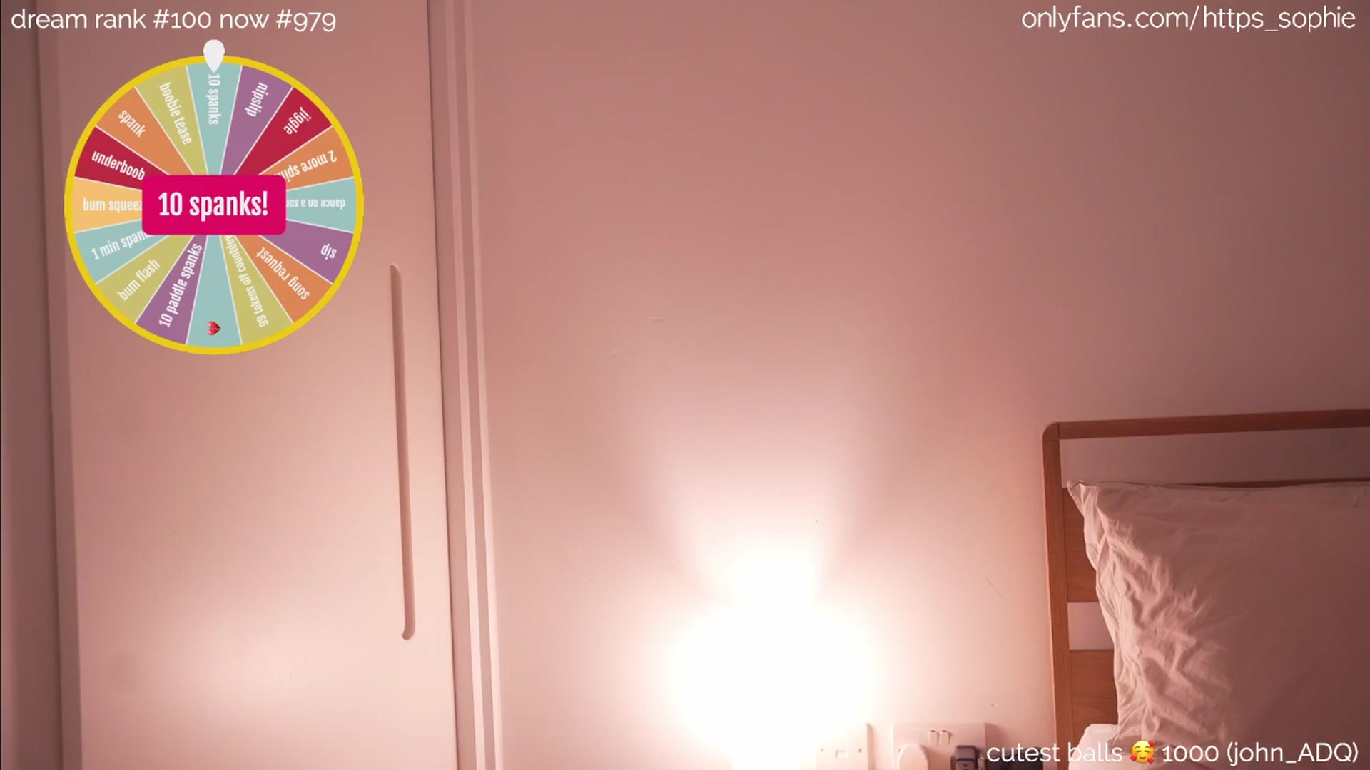 Gallery image thumbnail from camguurl's myfreecams stream on, 08/23/2024, 23:15 image 6 of 20
