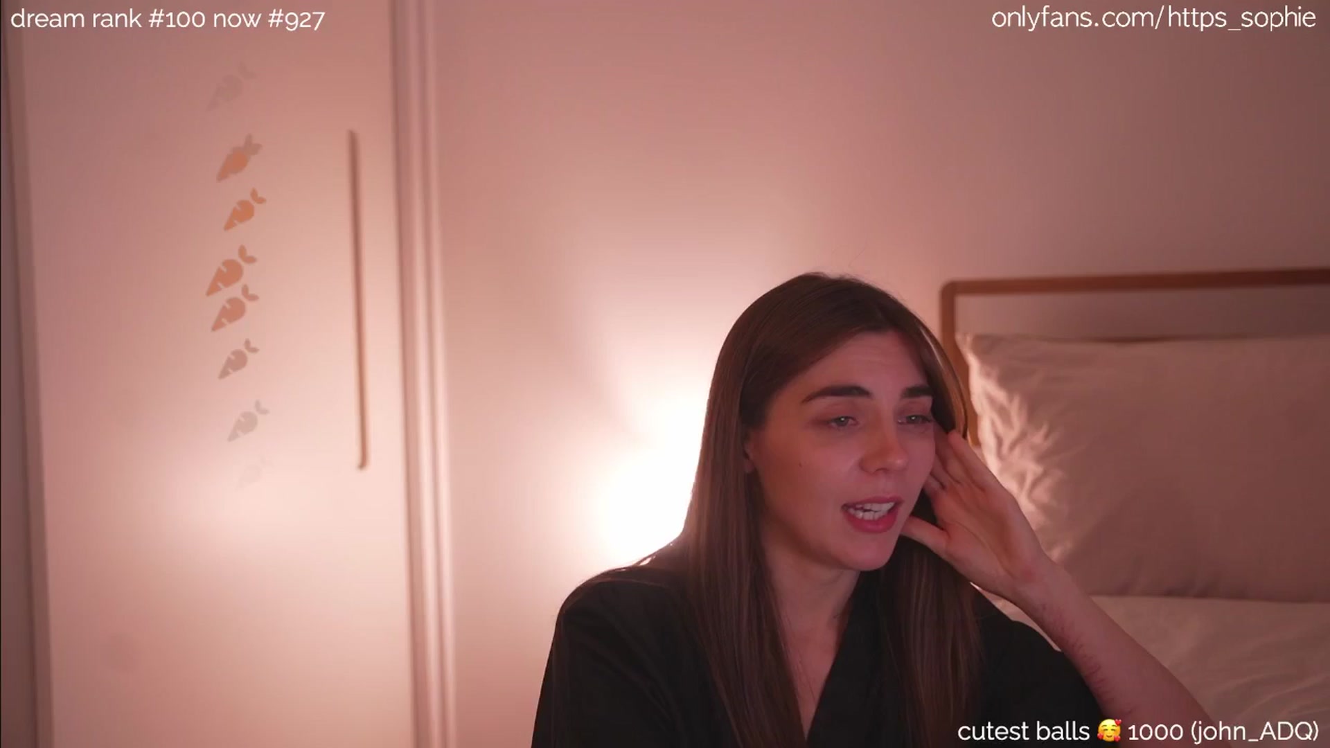 Gallery image thumbnail from camguurl's myfreecams stream on, 08/24/2024, 01:52 image 6 of 20
