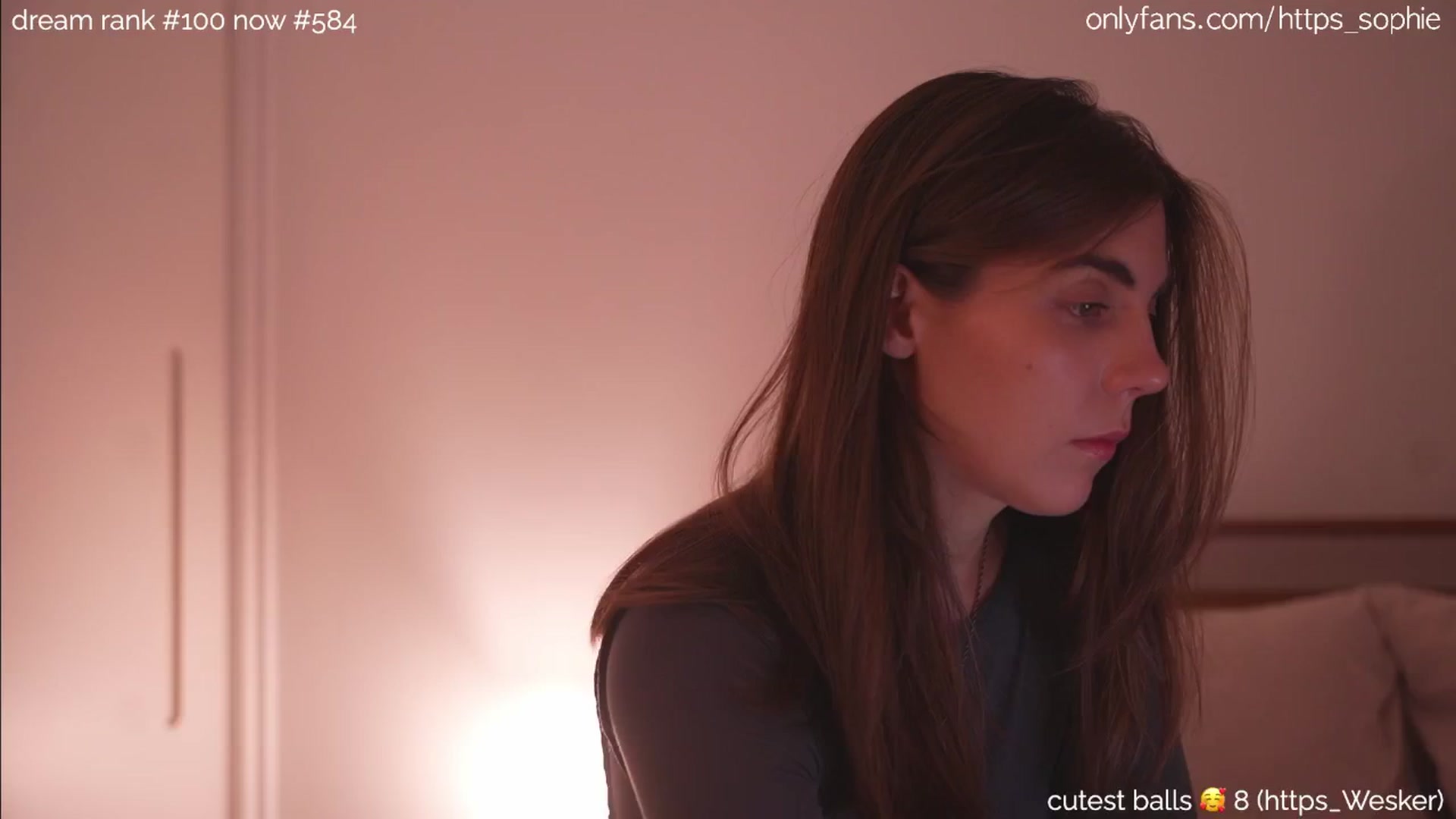 Gallery image thumbnail from camguurl's myfreecams stream on, 08/24/2024, 21:39 image 13 of 20