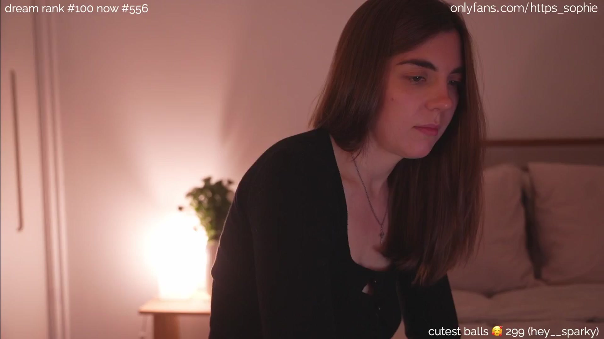 Gallery image thumbnail from camguurl's myfreecams stream on, 08/26/2024, 24:00 image 11 of 20