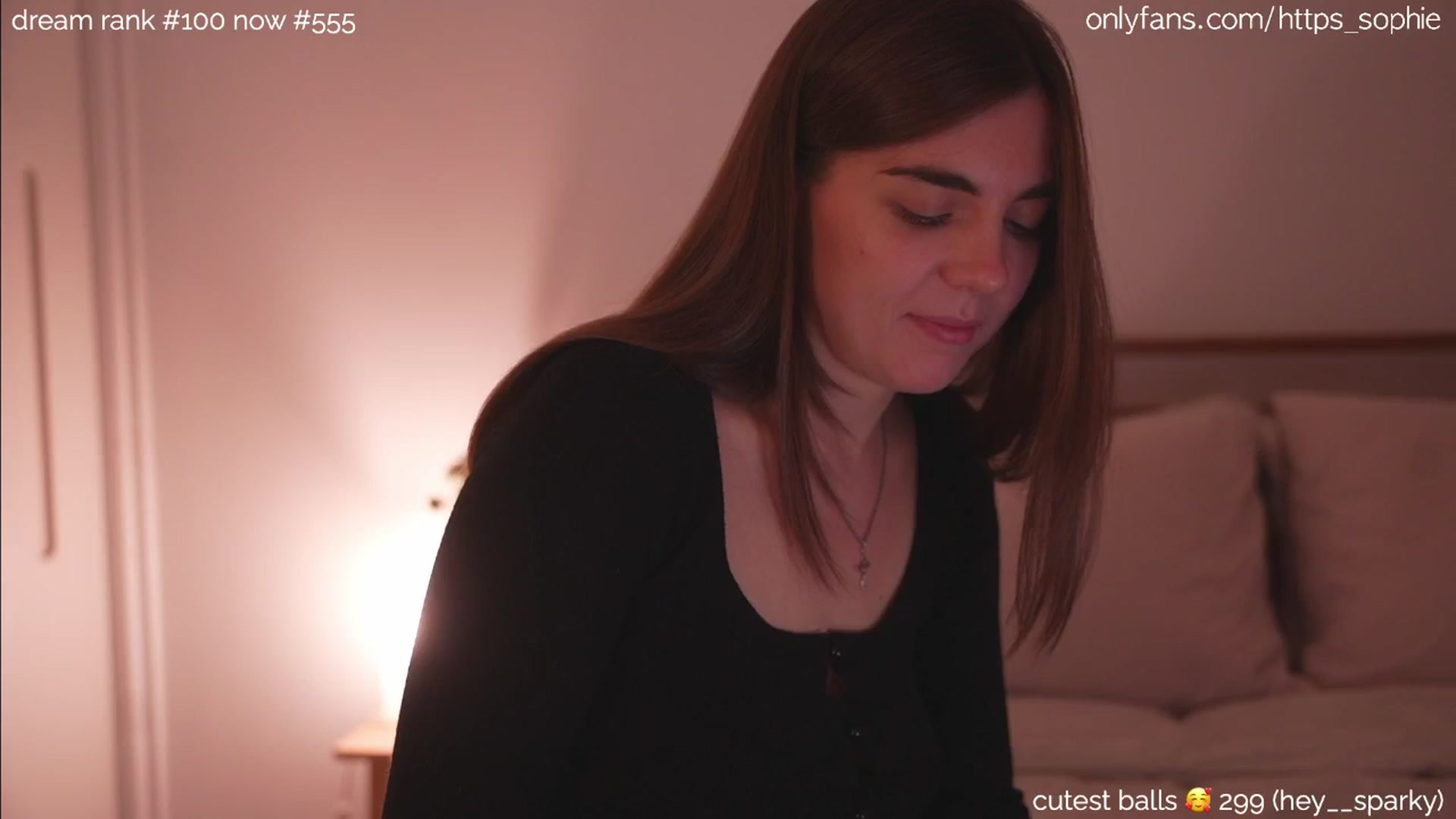 Gallery image thumbnail from camguurl's myfreecams stream on, 08/26/2024, 24:00 image 13 of 20