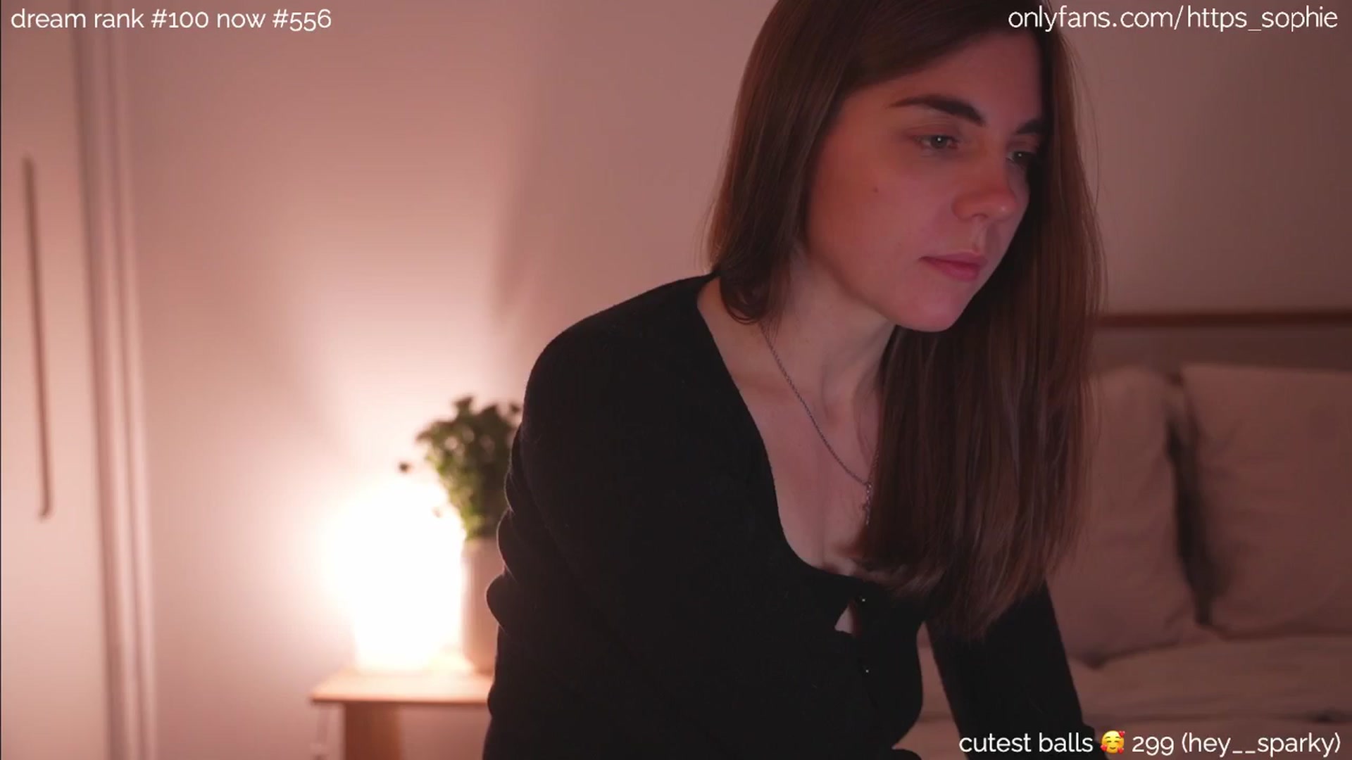 Gallery image thumbnail from camguurl's myfreecams stream on, 08/26/2024, 24:00 image 9 of 20