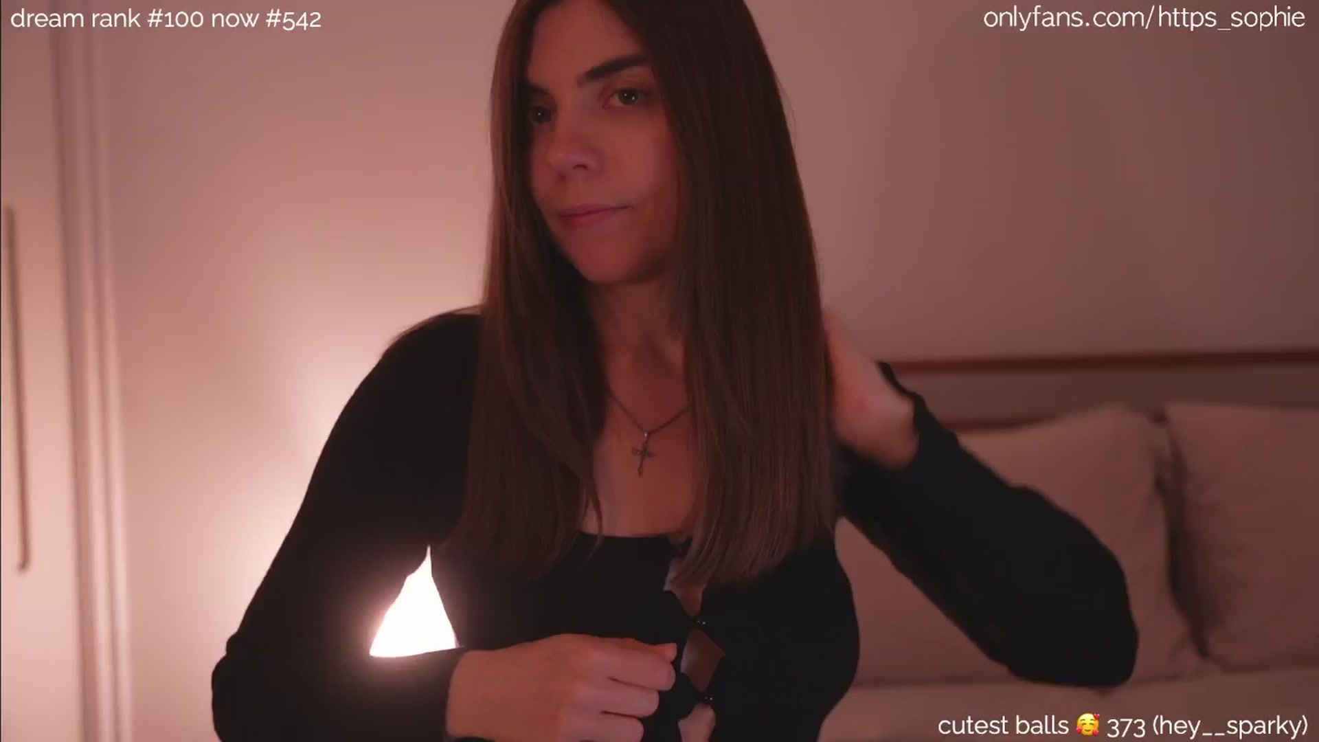 Gallery image thumbnail from camguurl's myfreecams stream on, 08/26/2024, 02:20 image 12 of 20