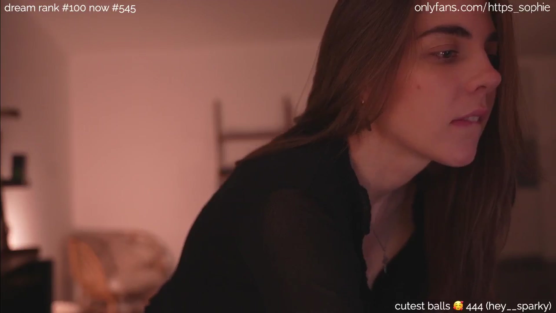Gallery image thumbnail from camguurl's myfreecams stream on, 08/28/2024, 01:07 image 7 of 20