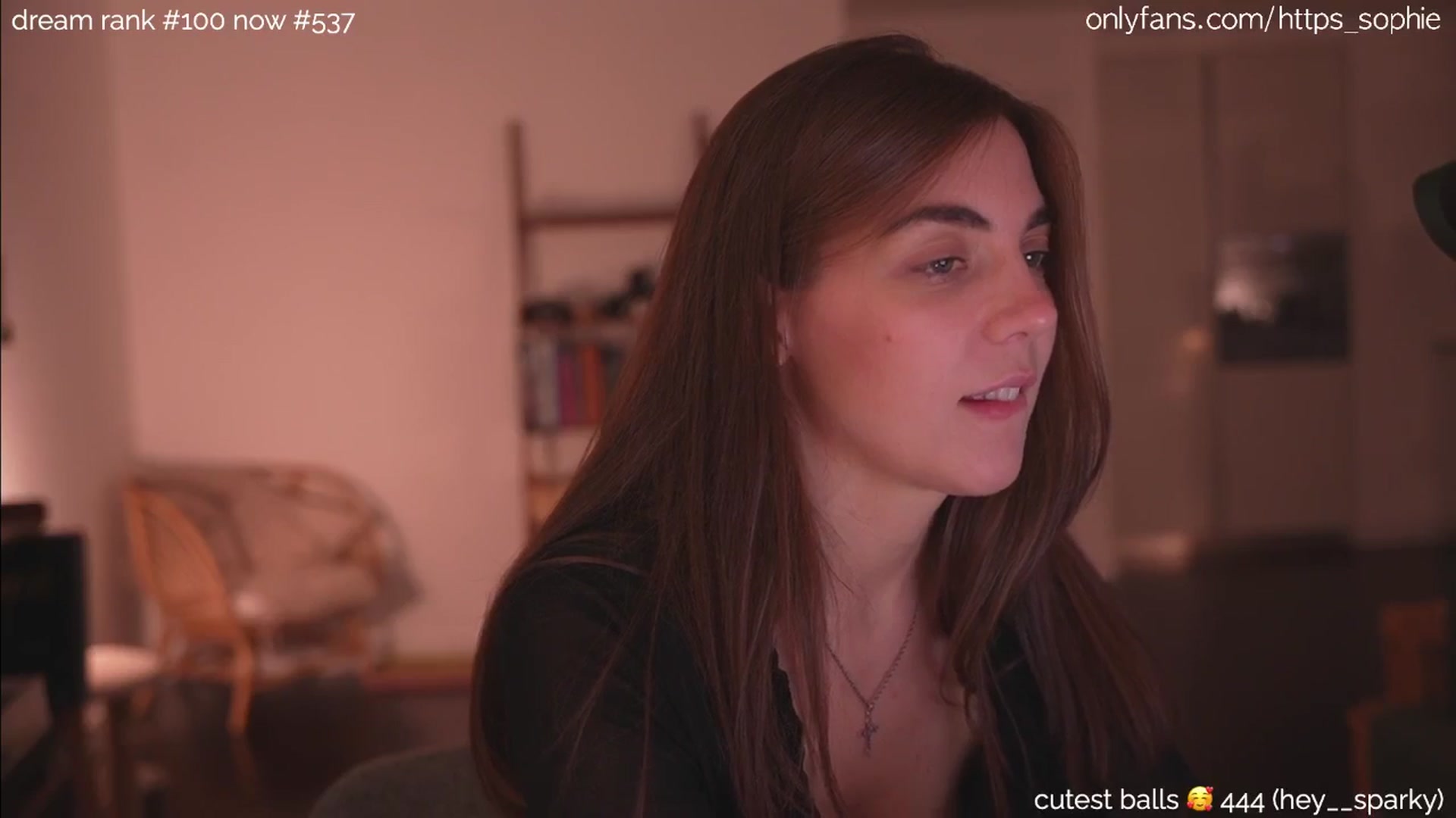 Gallery image thumbnail from camguurl's myfreecams stream on, 08/28/2024, 01:07 image 10 of 20