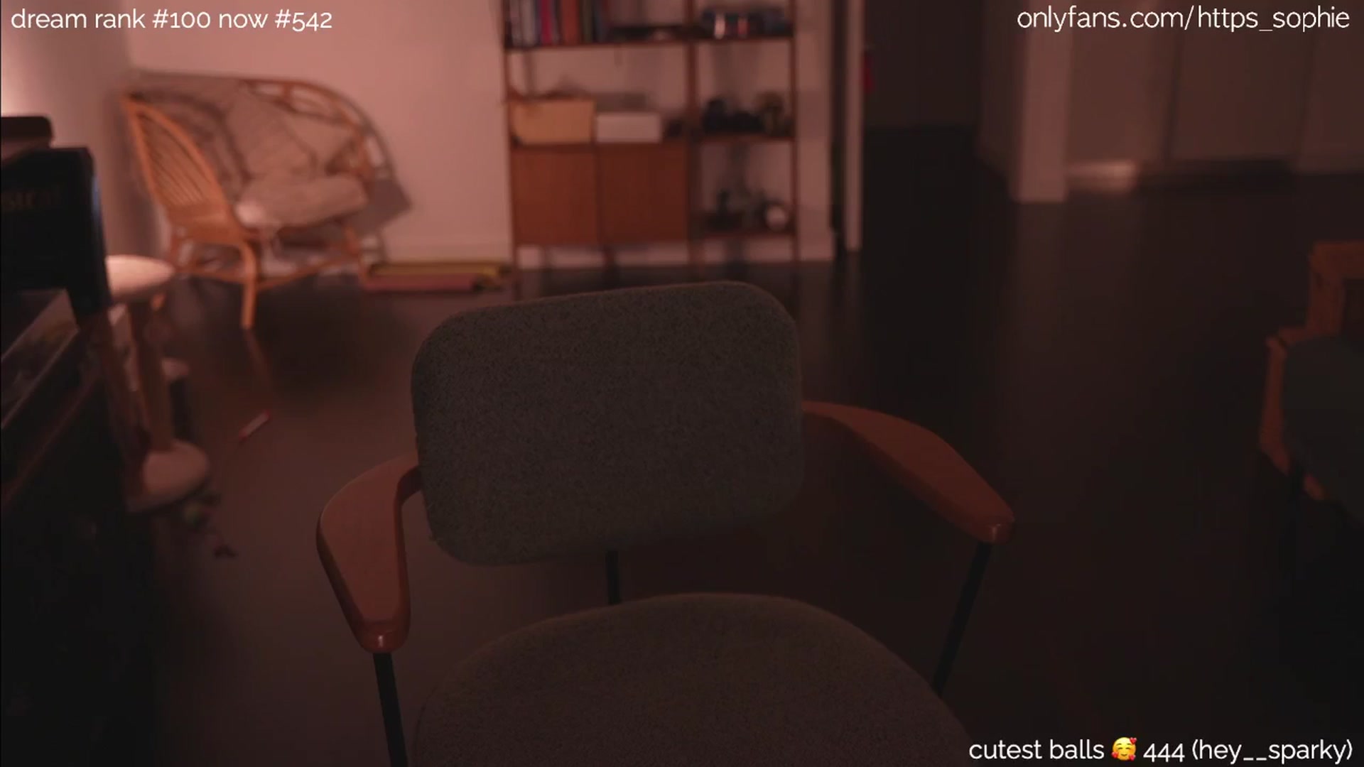 Gallery image thumbnail from camguurl's myfreecams stream on, 08/28/2024, 01:07 image 9 of 20