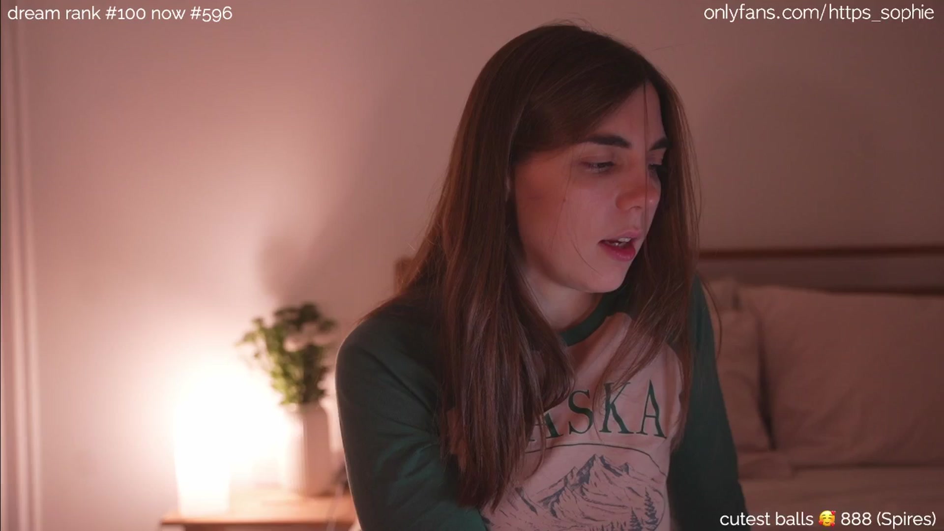 Gallery image thumbnail from camguurl's myfreecams stream on, 08/31/2024, 24:04 image 13 of 20