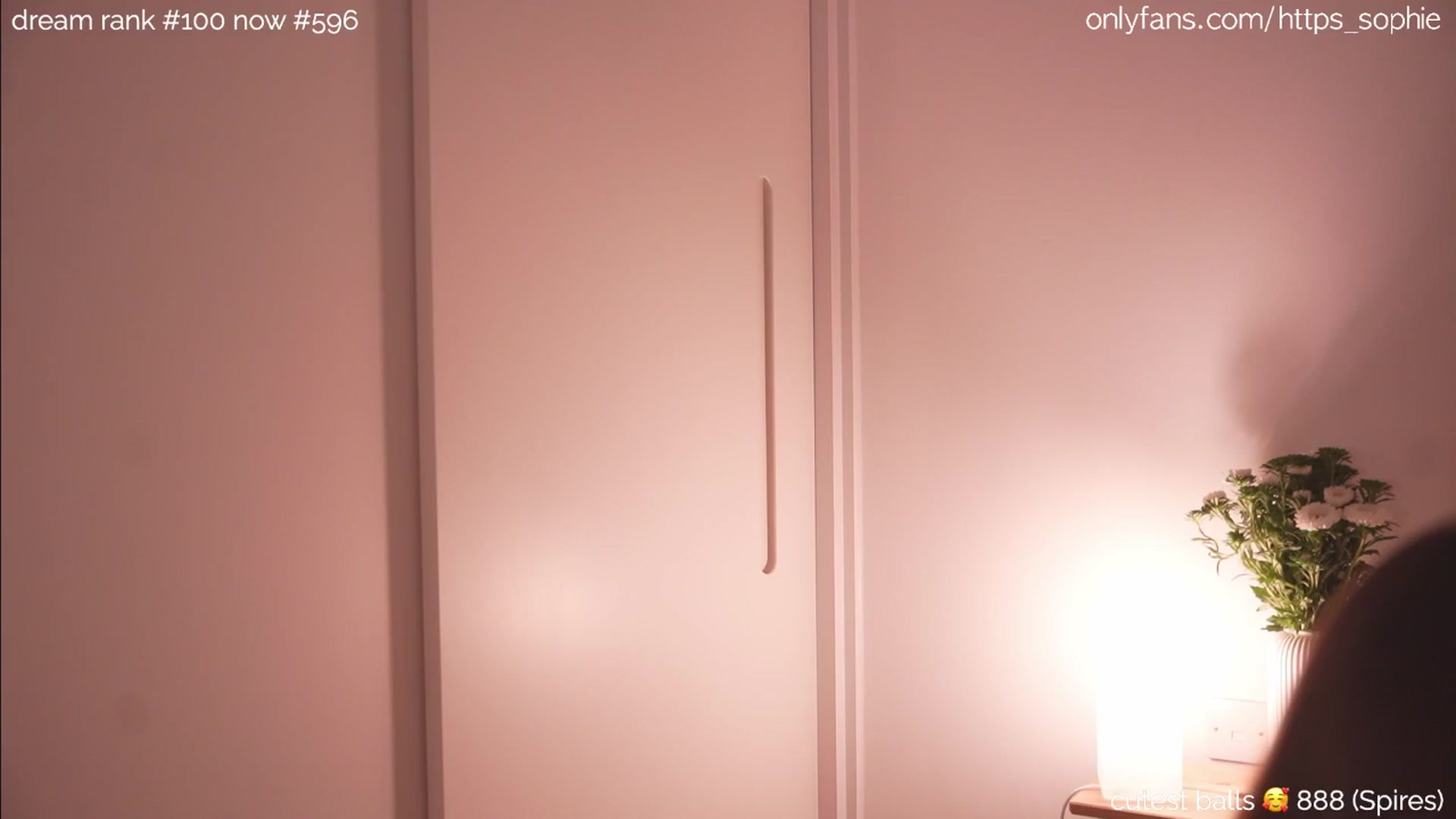 Gallery image thumbnail from camguurl's myfreecams stream on, 08/31/2024, 24:04 image 11 of 20