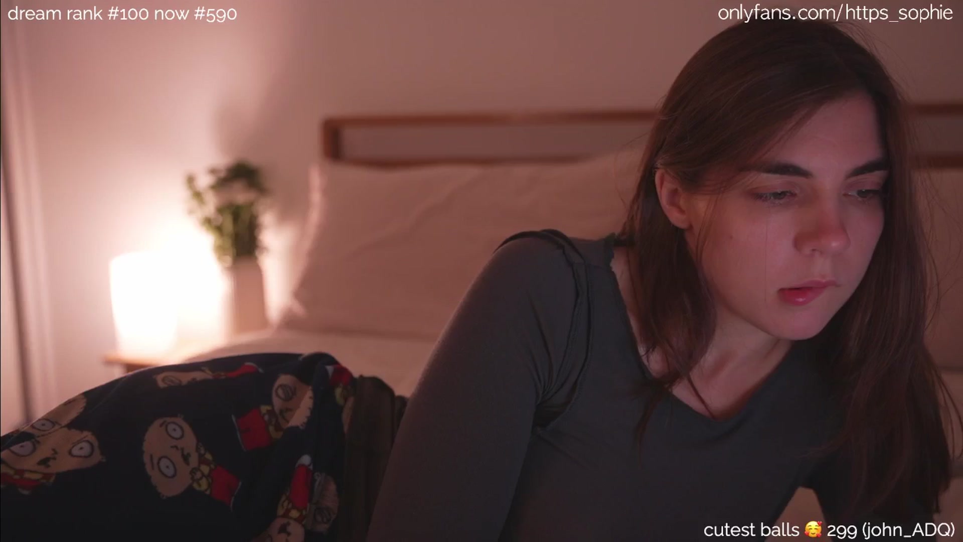 Gallery image thumbnail from camguurl's myfreecams stream on, 08/31/2024, 22:04 image 7 of 20