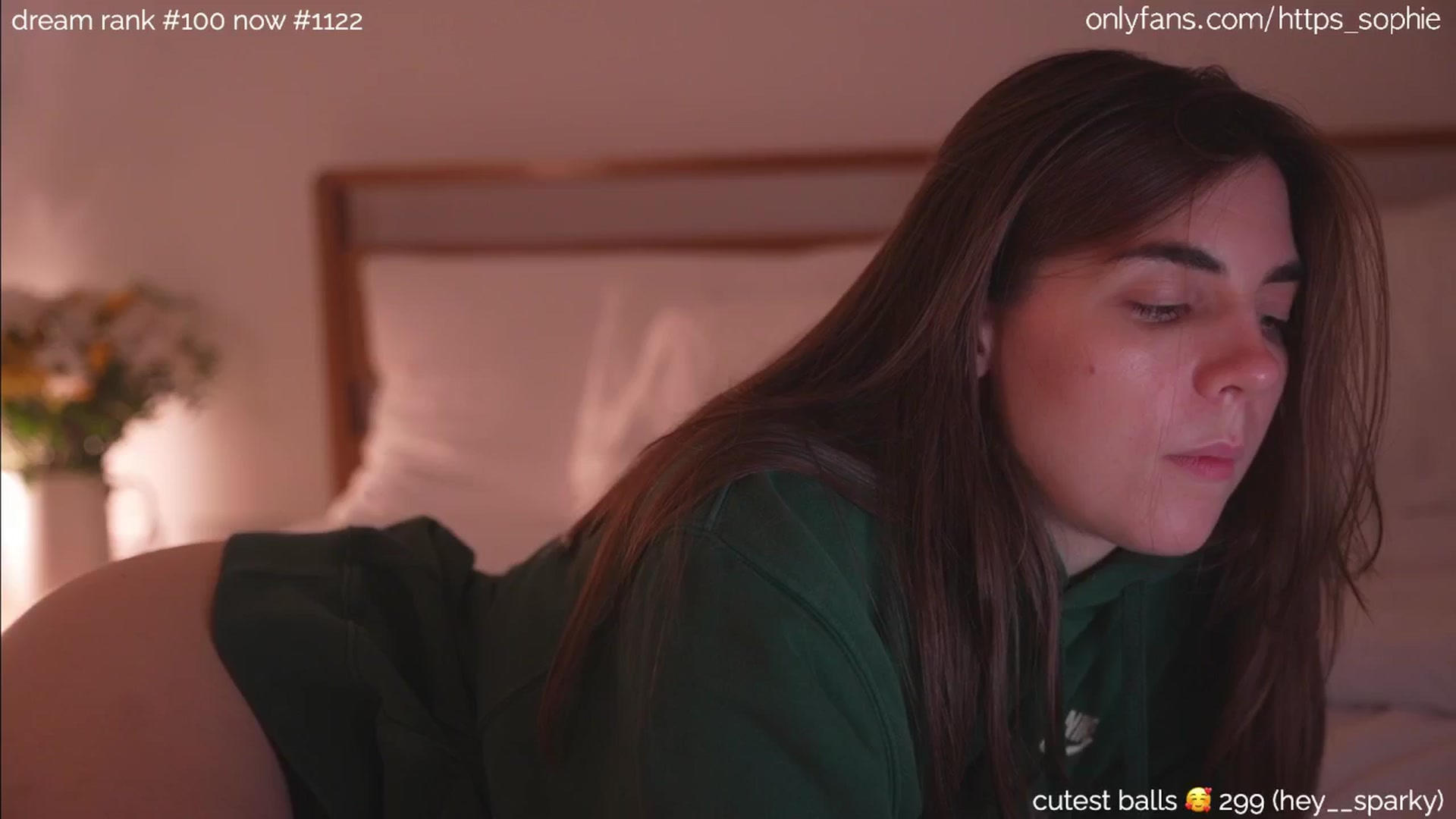 Gallery image thumbnail from camguurl's myfreecams stream on, 09/06/2024, 02:09 image 6 of 20