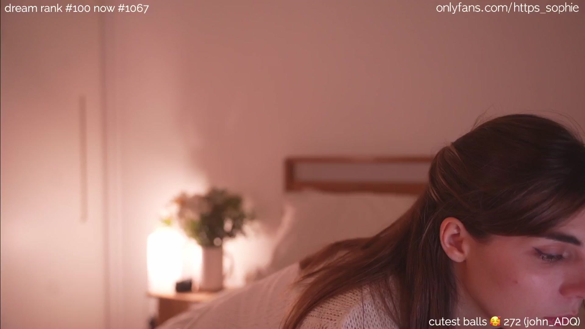 Gallery image thumbnail from camguurl's myfreecams stream on, 09/10/2024, 24:03 image 18 of 20