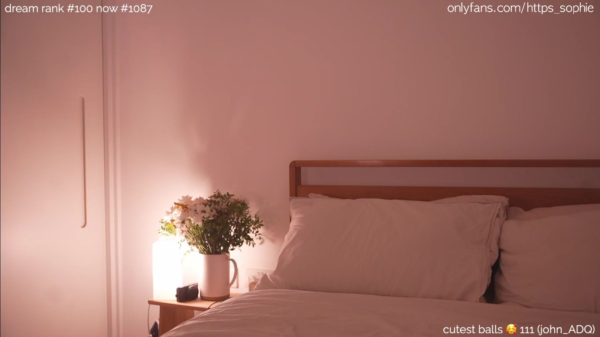 Gallery image thumbnail from camguurl's myfreecams stream on, 09/10/2024, 24:03 image 15 of 20