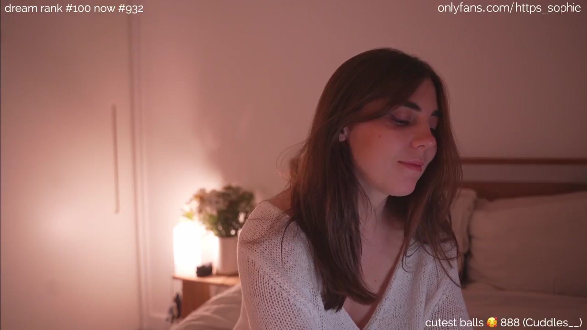 Gallery image thumbnail from camguurl's myfreecams stream on, 09/10/2024, 01:27 image 17 of 20