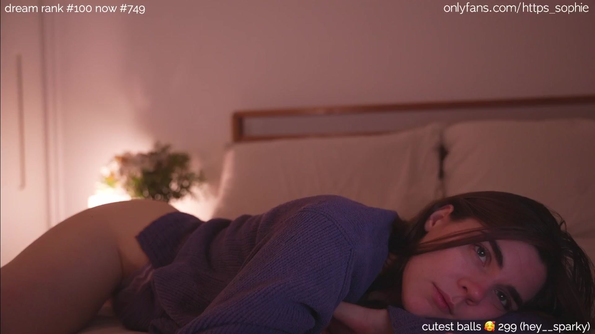 Gallery image thumbnail from camguurl's myfreecams stream on, 09/11/2024, 05:21 image 14 of 20