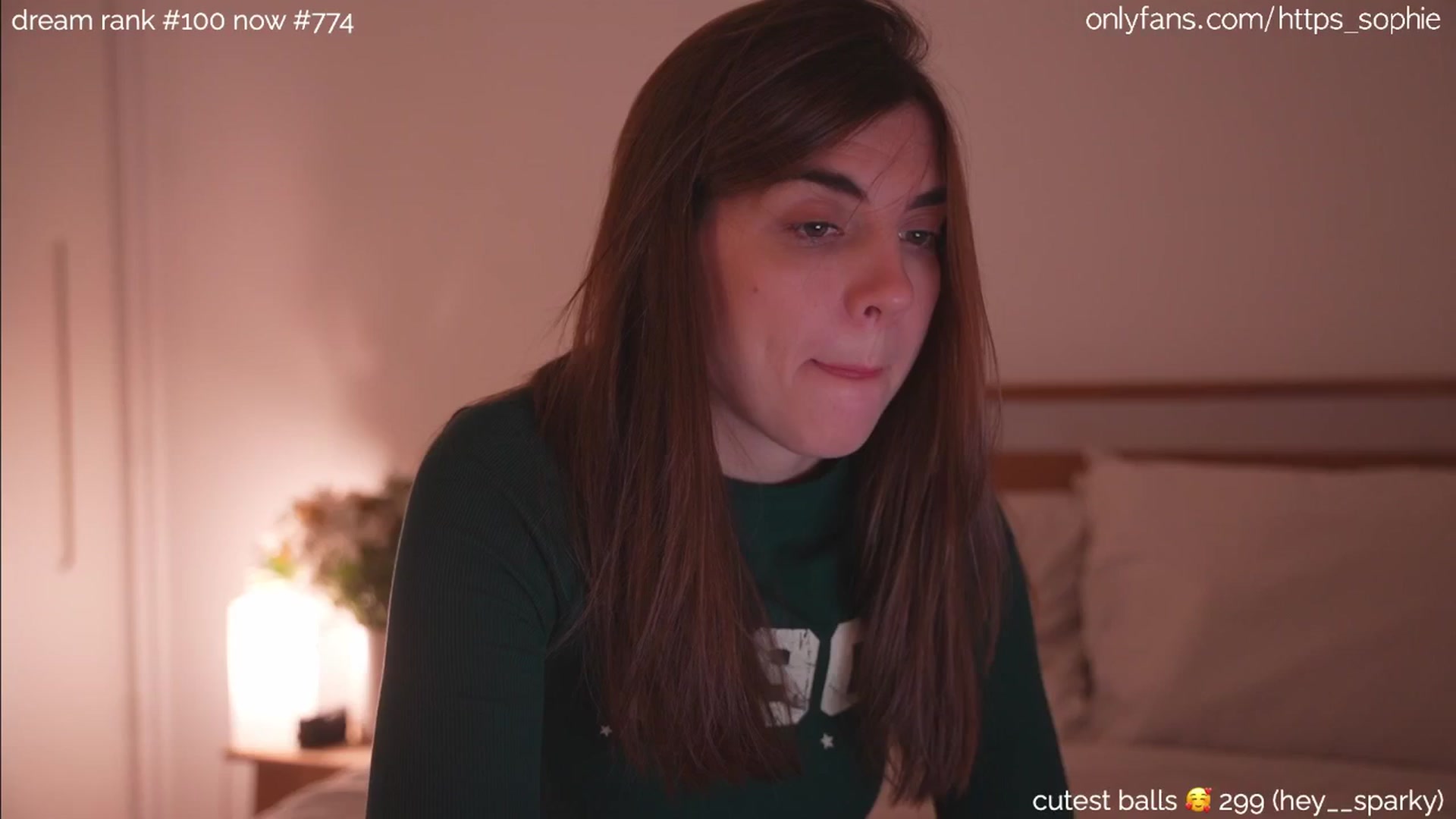 Gallery image thumbnail from camguurl's myfreecams stream on, 09/11/2024, 23:15 image 17 of 20