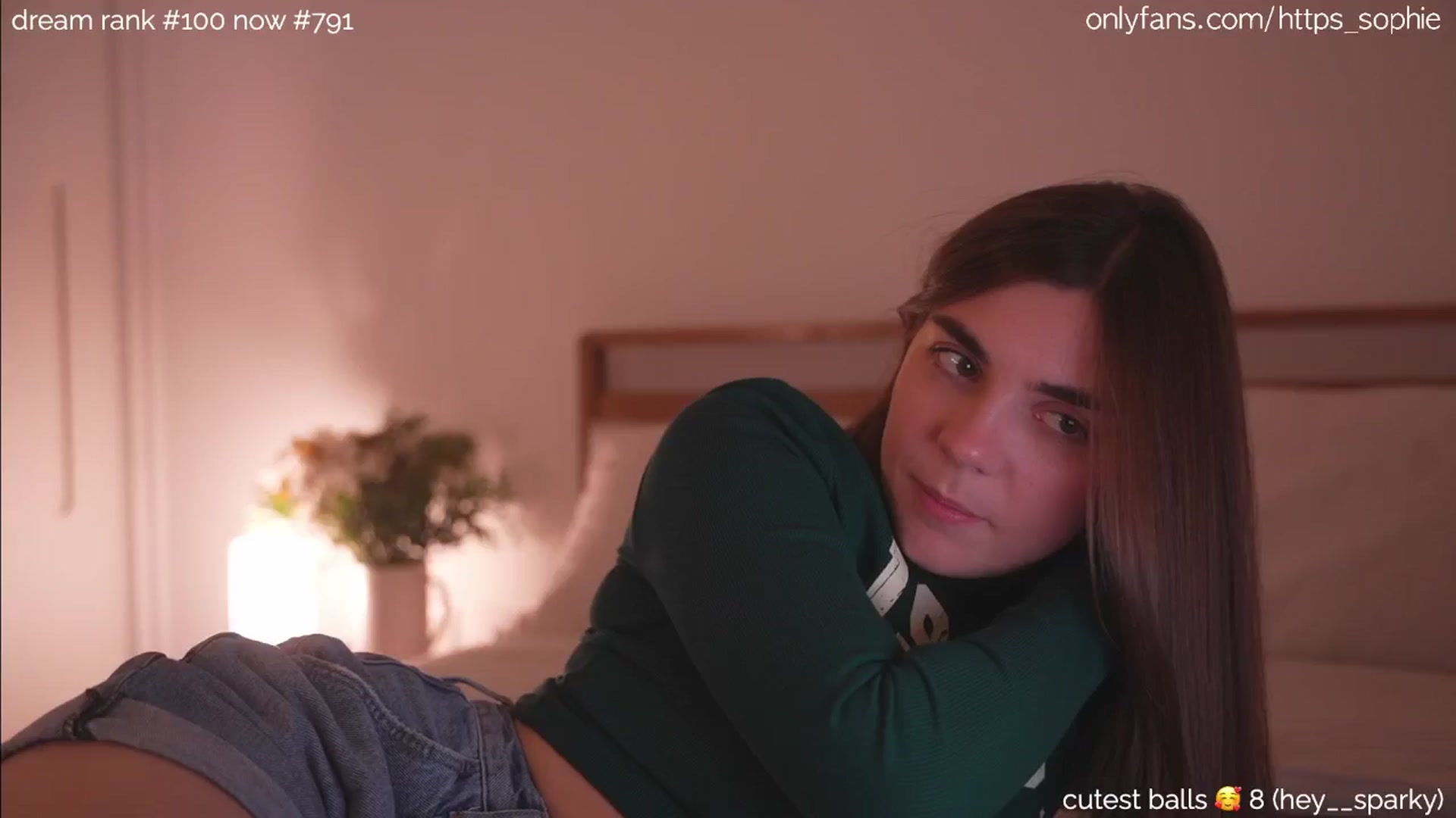 Gallery image thumbnail from camguurl's myfreecams stream on, 09/11/2024, 23:15 image 1 of 20