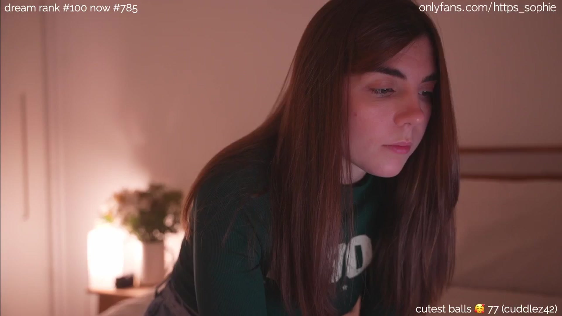 Gallery image thumbnail from camguurl's myfreecams stream on, 09/11/2024, 23:15 image 7 of 20