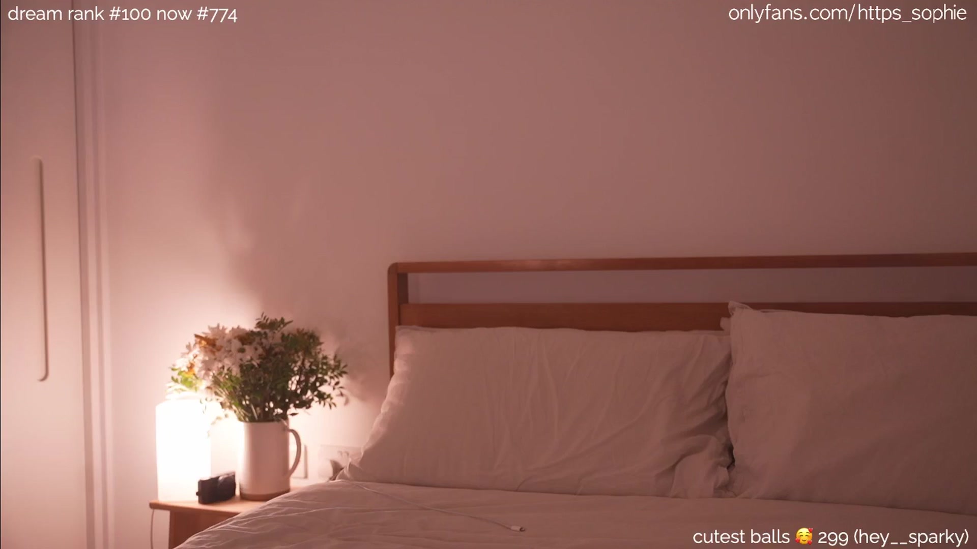 Gallery image thumbnail from camguurl's myfreecams stream on, 09/11/2024, 23:15 image 11 of 20