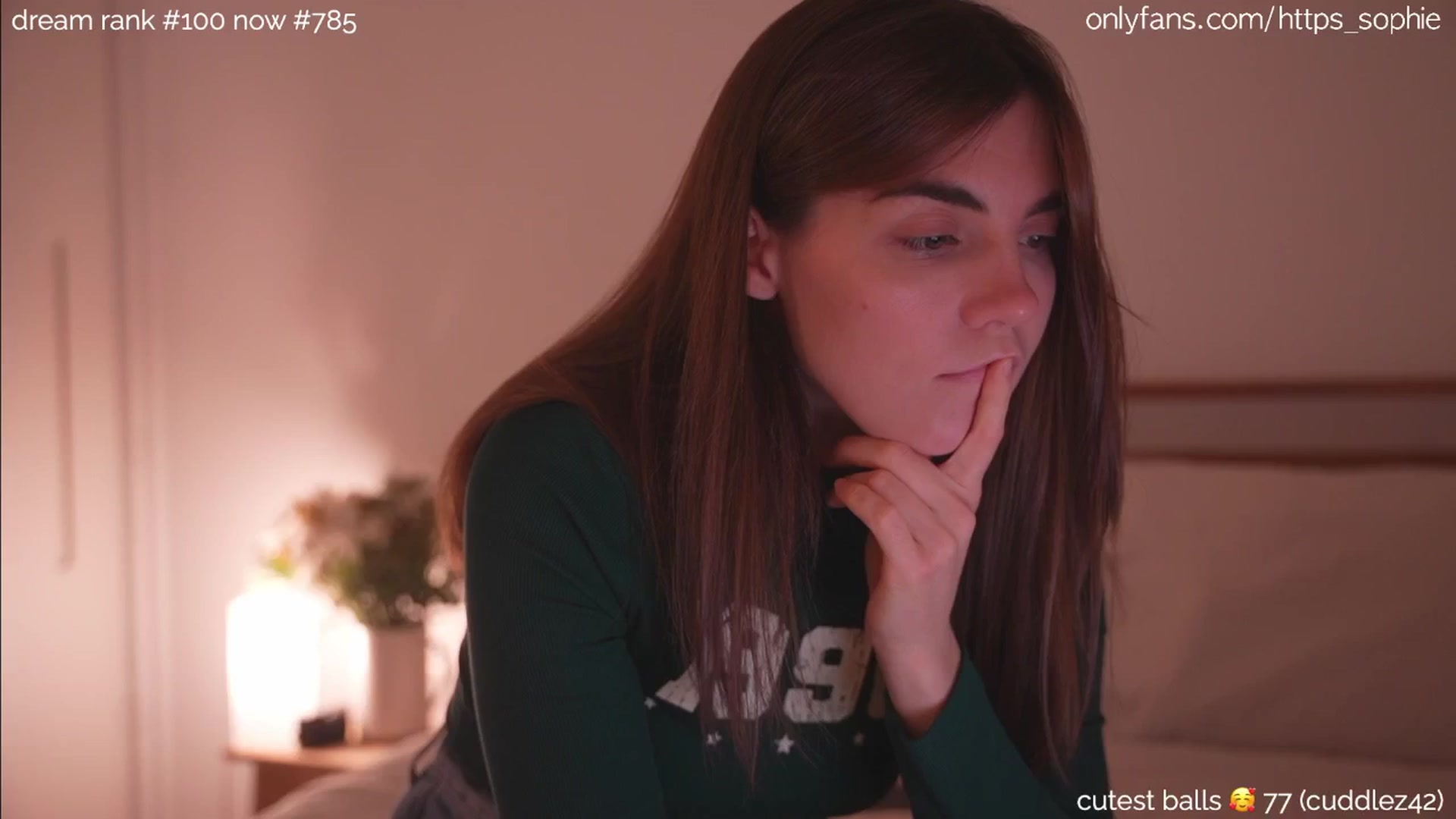 Gallery image thumbnail from camguurl's myfreecams stream on, 09/11/2024, 23:15 image 8 of 20