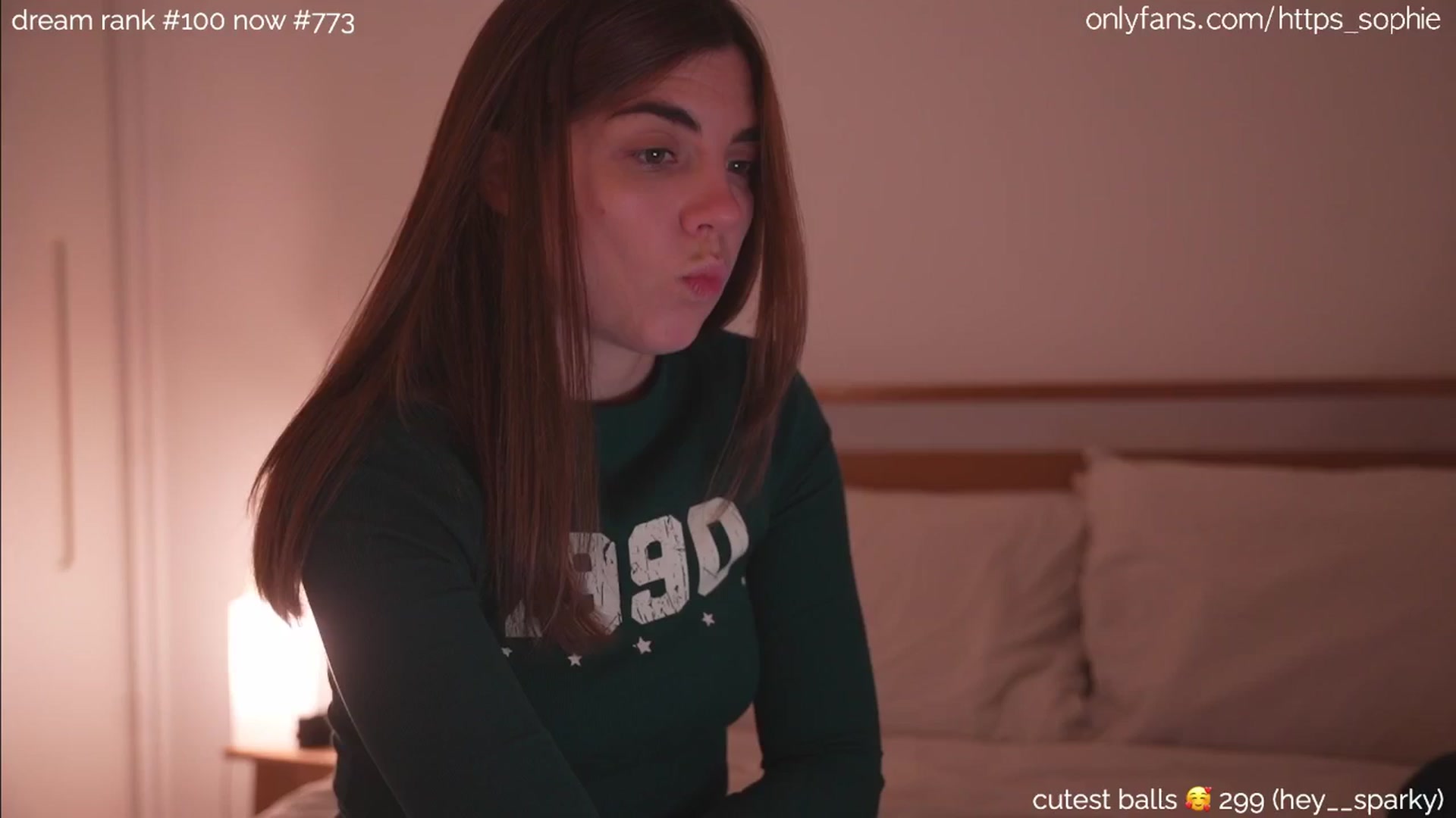 Gallery image thumbnail from camguurl's myfreecams stream on, 09/11/2024, 23:57 image 2 of 20