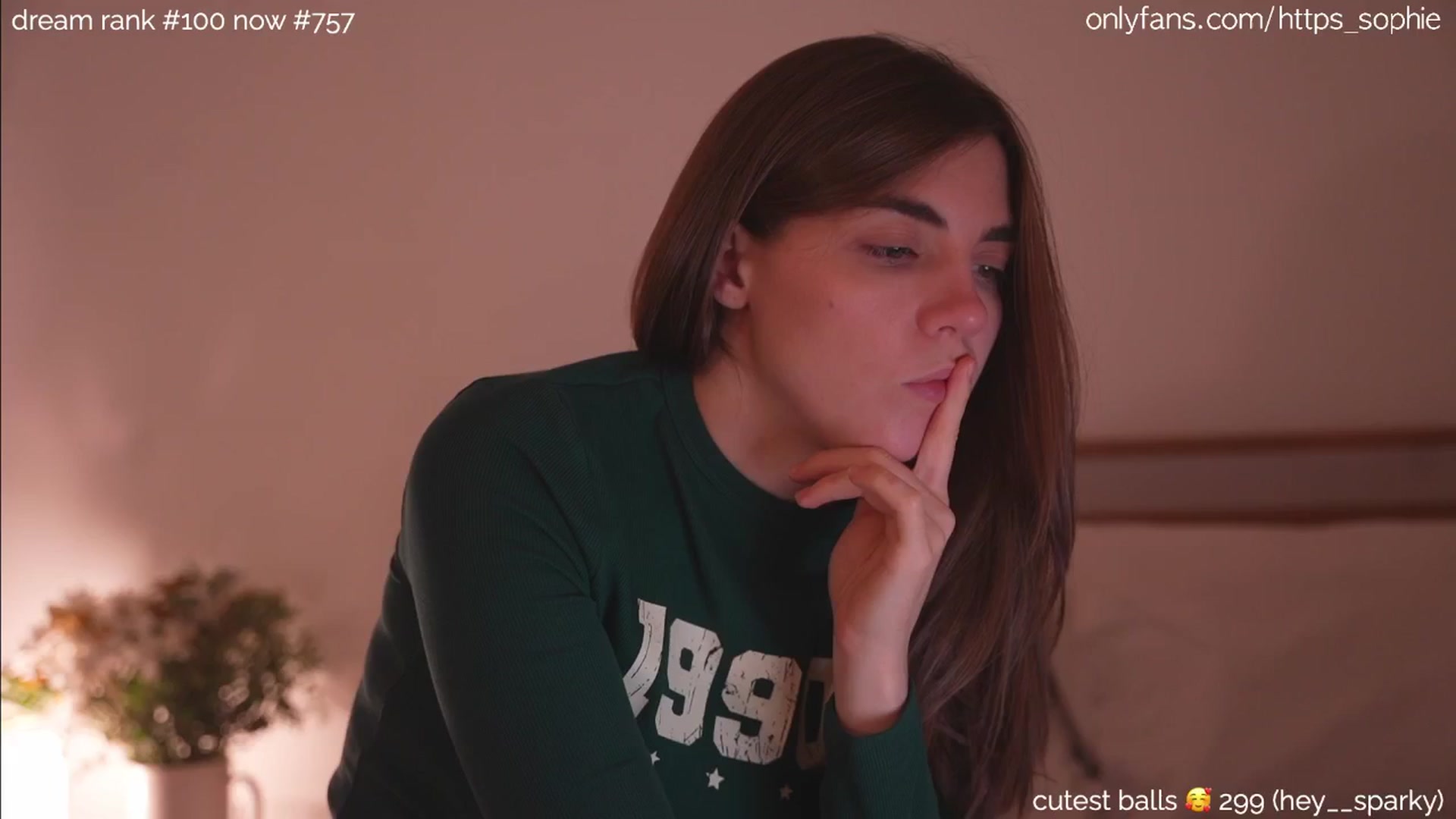 Gallery image thumbnail from camguurl's myfreecams stream on, 09/11/2024, 23:57 image 15 of 20