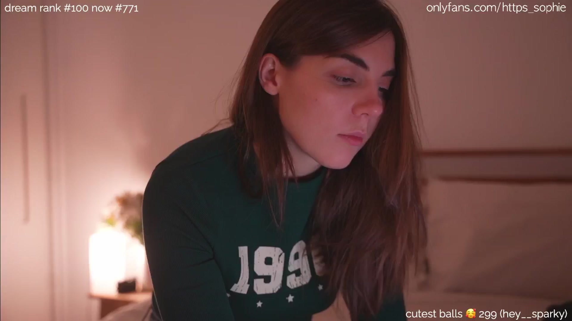 Gallery image thumbnail from camguurl's myfreecams stream on, 09/11/2024, 23:57 image 3 of 20