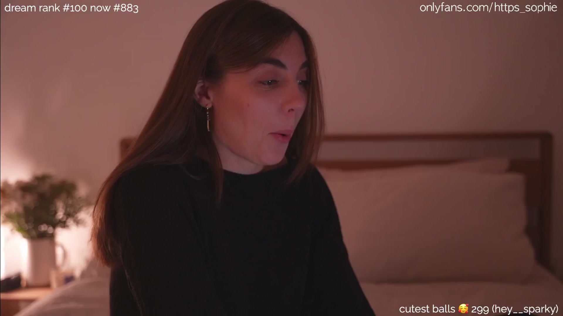 Gallery image thumbnail from camguurl's myfreecams stream on, 09/14/2024, 24:05 image 16 of 20