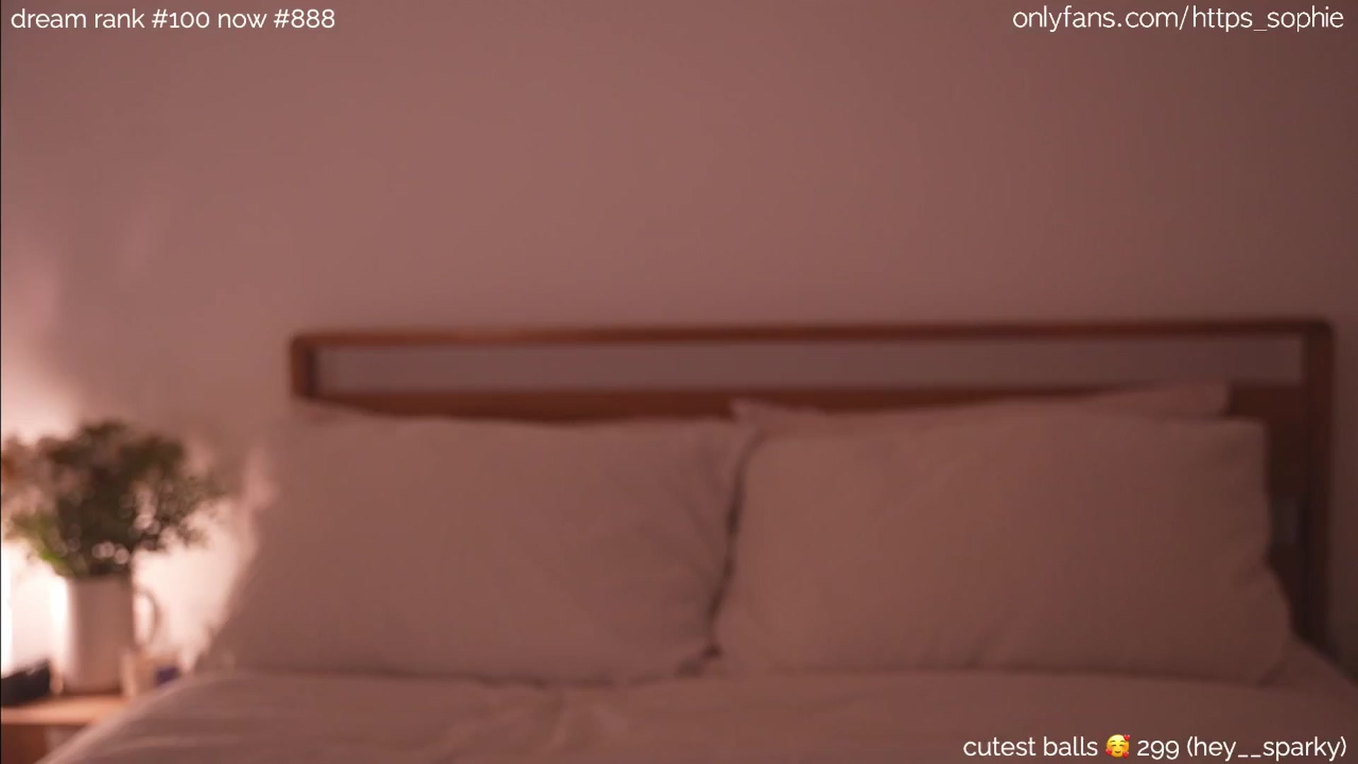 Gallery image thumbnail from camguurl's myfreecams stream on, 09/14/2024, 24:05 image 14 of 20
