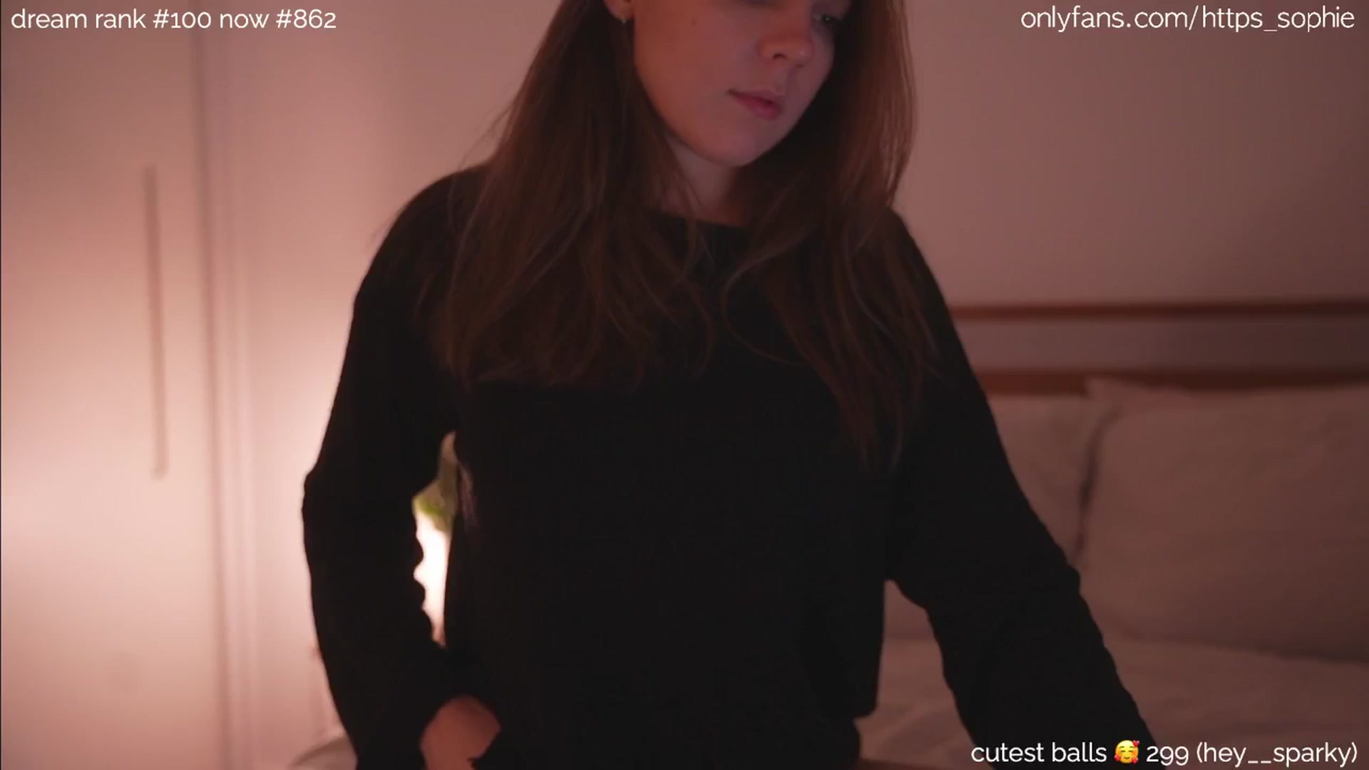 Gallery image thumbnail from camguurl's myfreecams stream on, 09/14/2024, 01:20 image 11 of 20