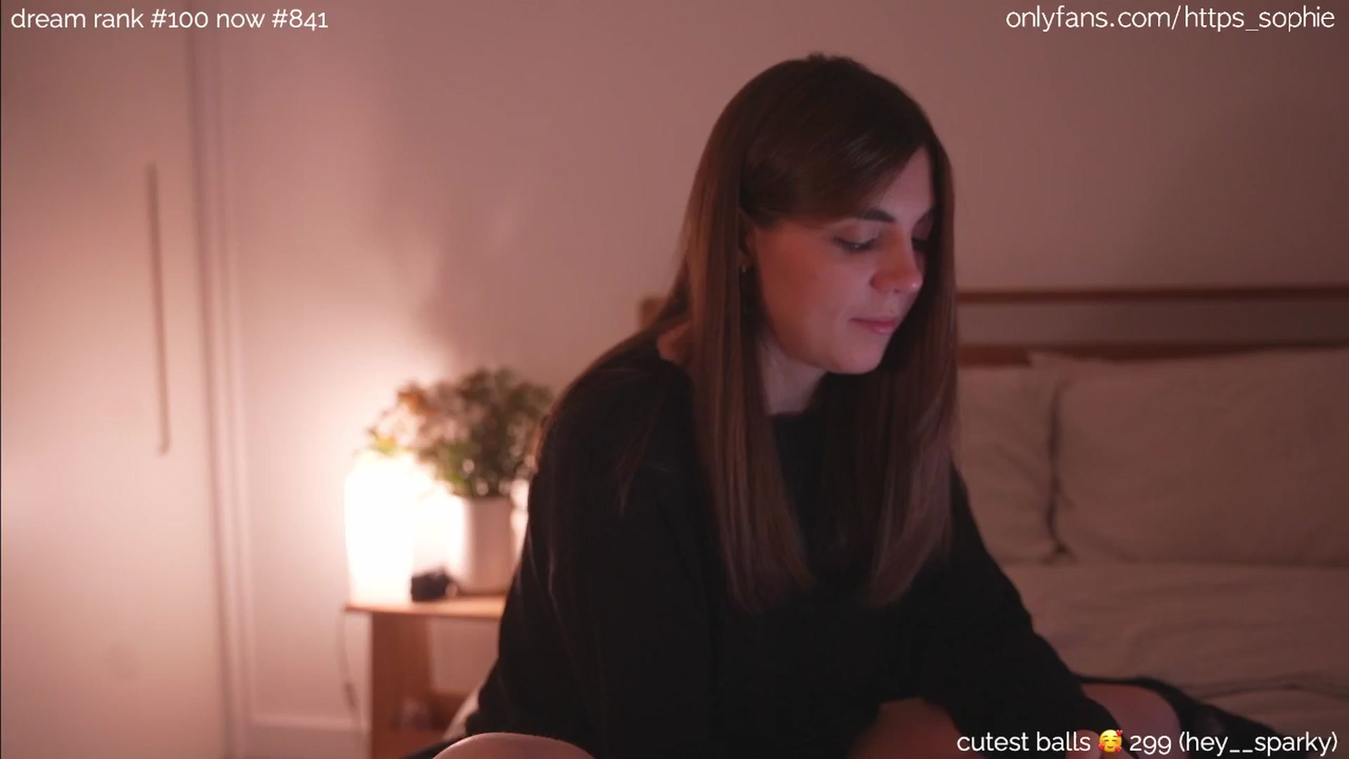 Gallery image thumbnail from camguurl's myfreecams stream on, 09/14/2024, 01:49 image 17 of 20