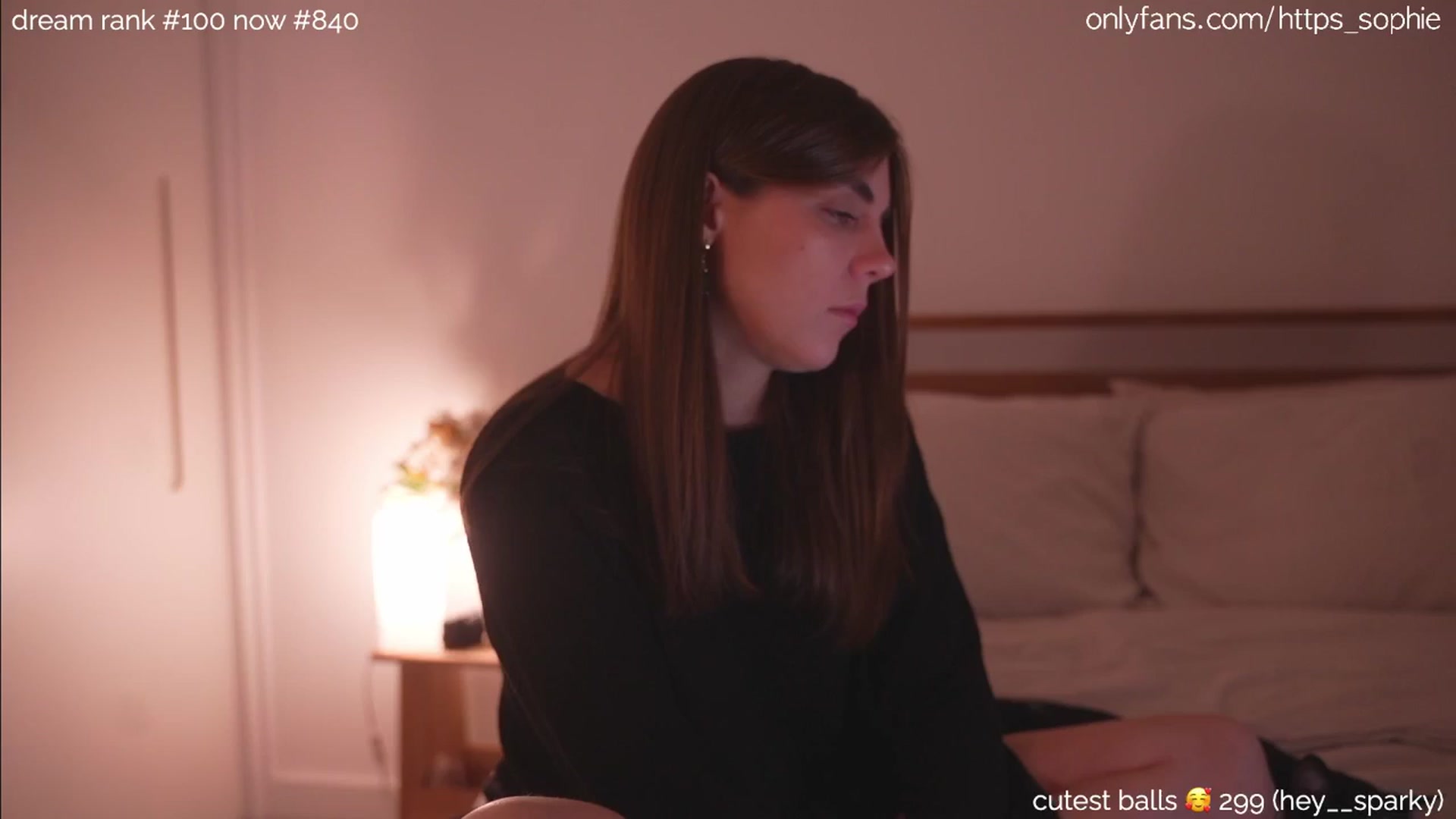 Gallery image thumbnail from camguurl's myfreecams stream on, 09/14/2024, 01:49 image 12 of 20