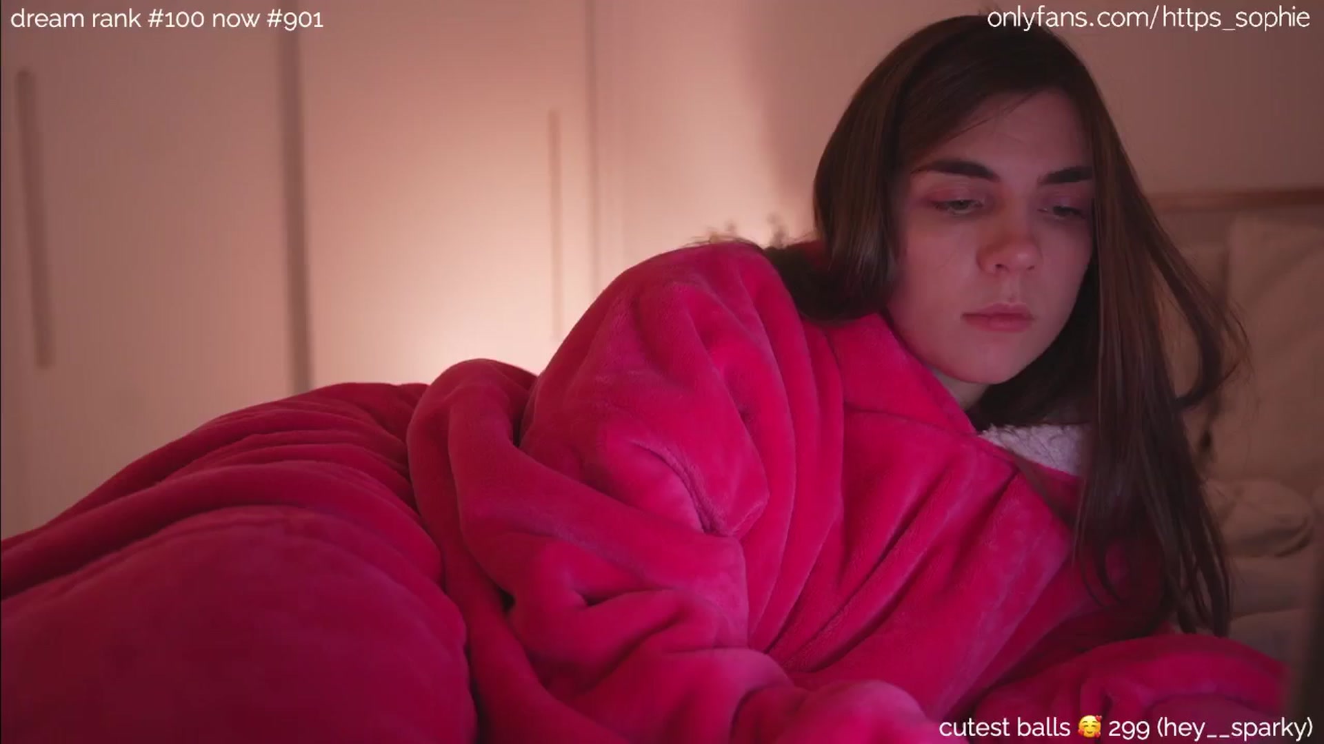 Gallery image thumbnail from camguurl's myfreecams stream on, 09/15/2024, 24:18 image 19 of 20