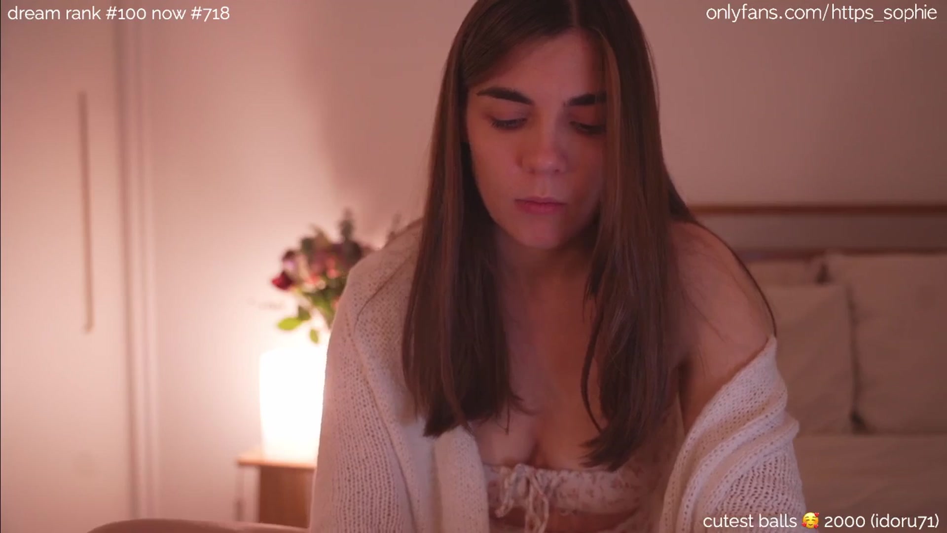 Gallery image thumbnail from camguurl's myfreecams stream on, 09/15/2024, 04:01 image 8 of 20