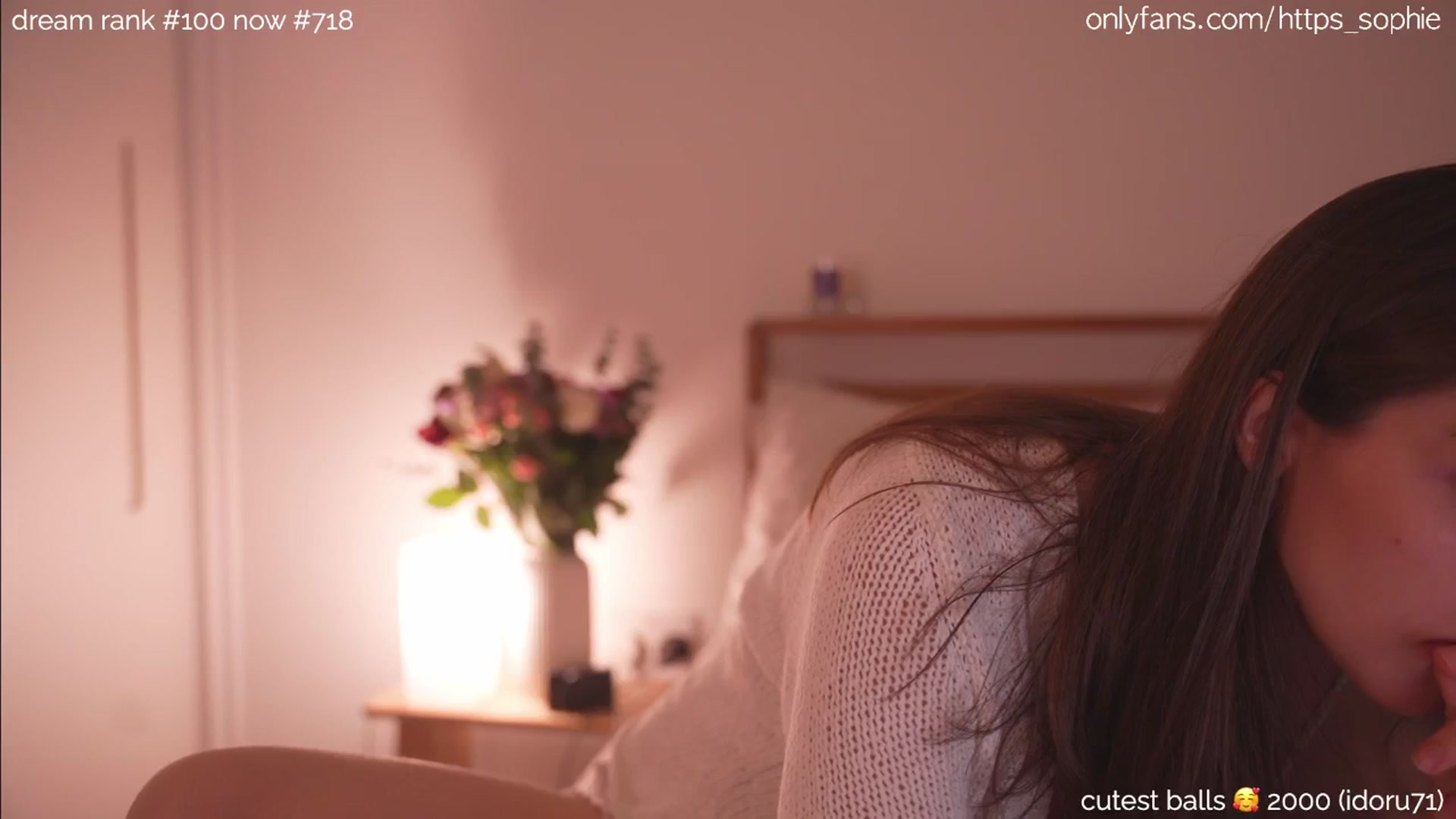 Gallery image thumbnail from camguurl's myfreecams stream on, 09/15/2024, 04:01 image 6 of 20