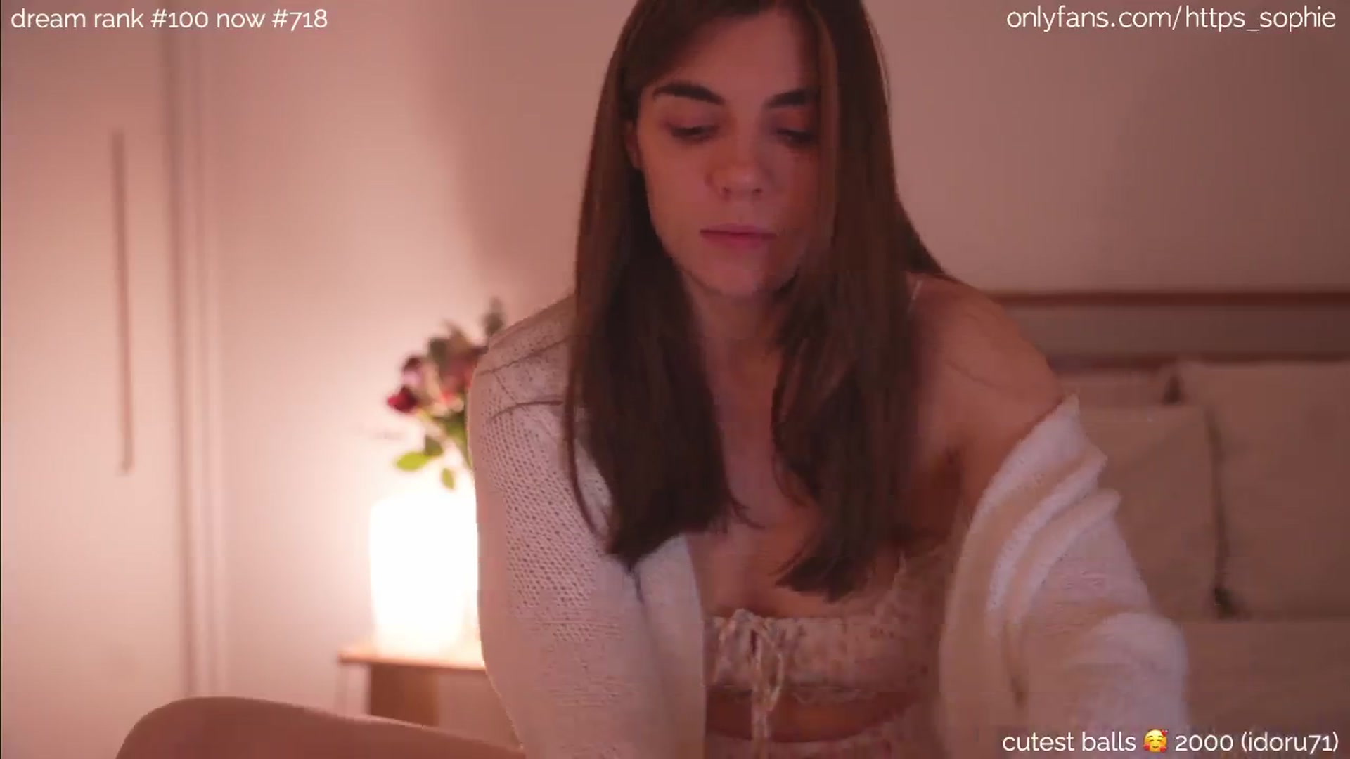 Gallery image thumbnail from camguurl's myfreecams stream on, 09/15/2024, 04:01 image 7 of 20