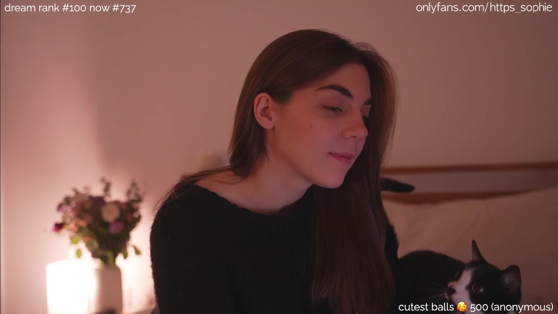 Gallery image thumbnail from camguurl's myfreecams stream on, 09/17/2024, 06:04 image 5 of 20