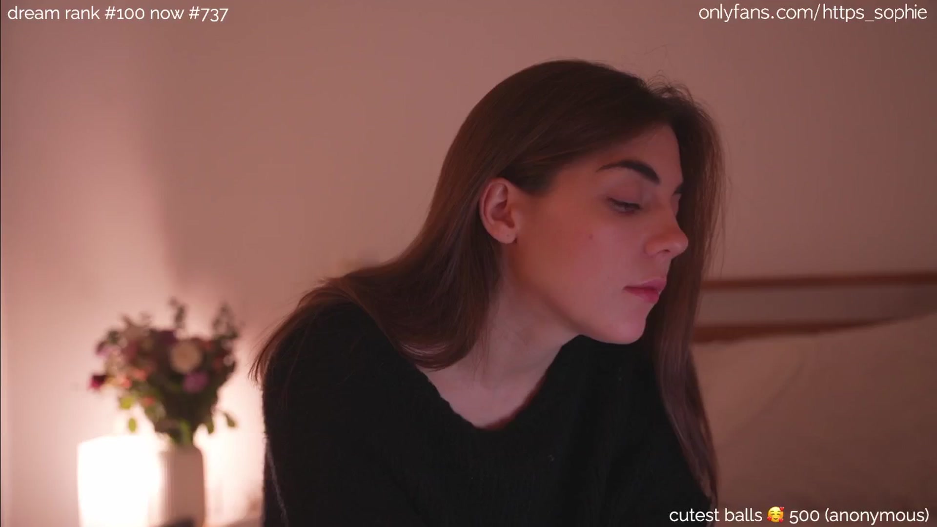 Gallery image thumbnail from camguurl's myfreecams stream on, 09/17/2024, 06:04 image 3 of 20