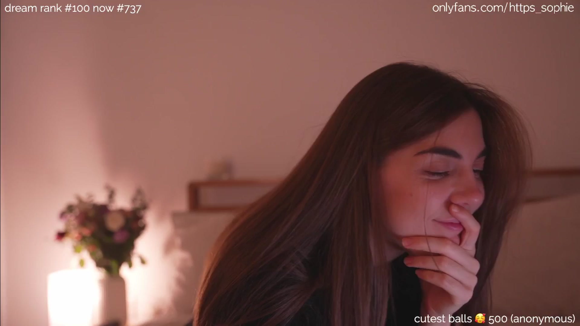 Gallery image thumbnail from camguurl's myfreecams stream on, 09/17/2024, 06:04 image 7 of 20