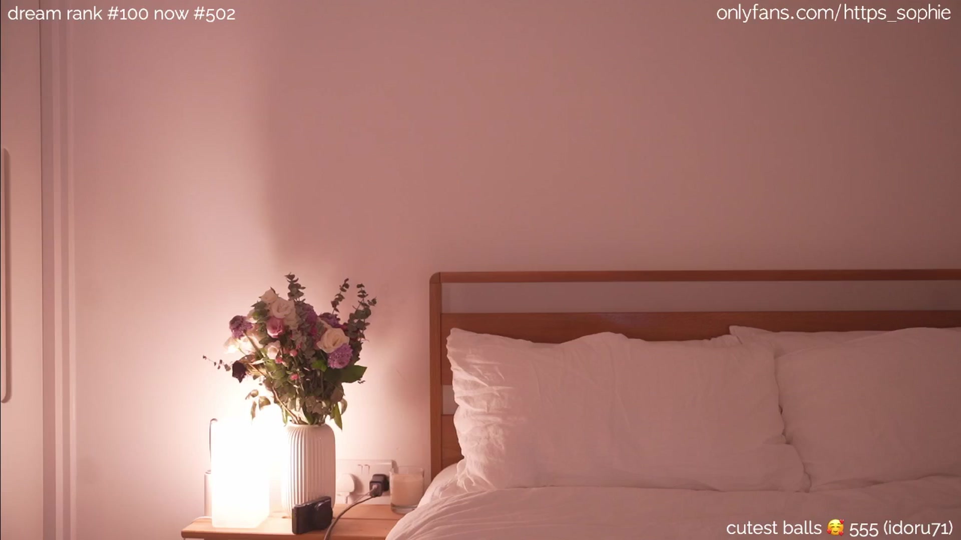 Gallery image thumbnail from camguurl's myfreecams stream on, 09/20/2024, 24:04 image 15 of 20